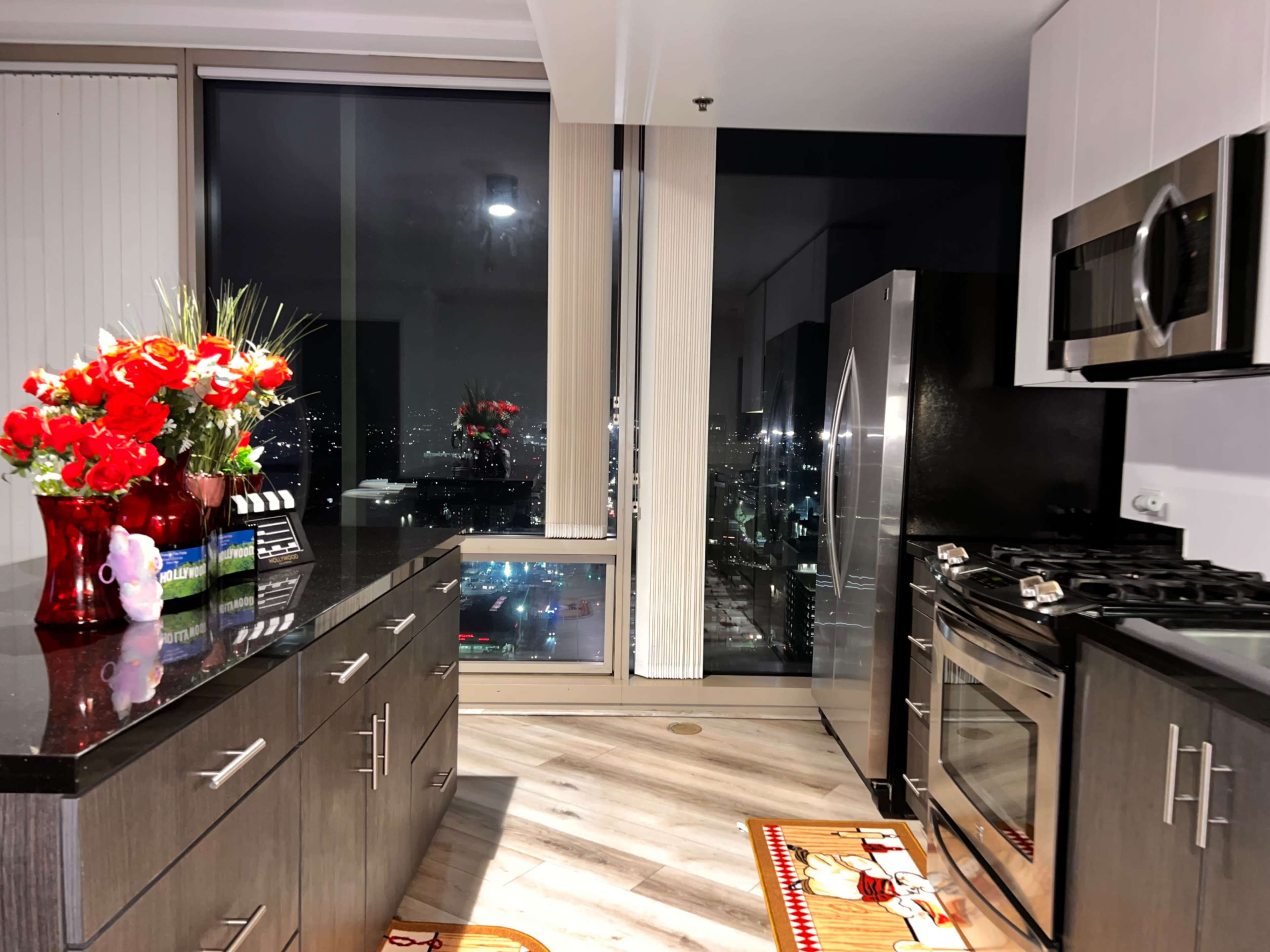 Luxury high sky Penthouse in downtown KT area Image in Koreatown, los angeles, CA