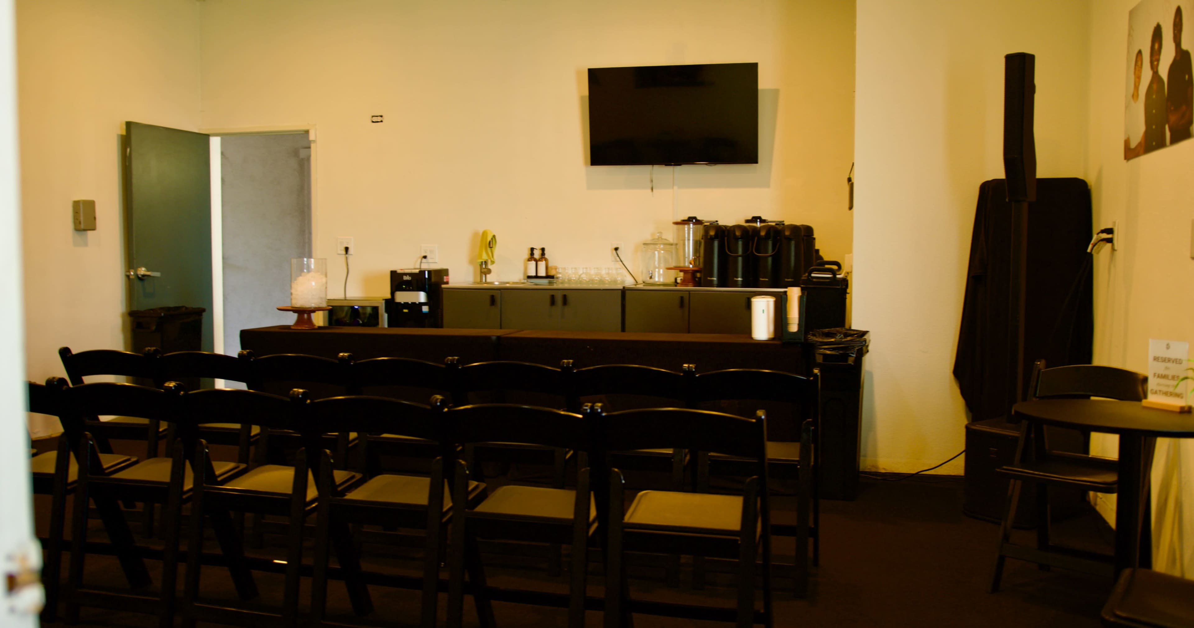 Church Campus on Towne Ave Image in Claremont, Claremont, CA