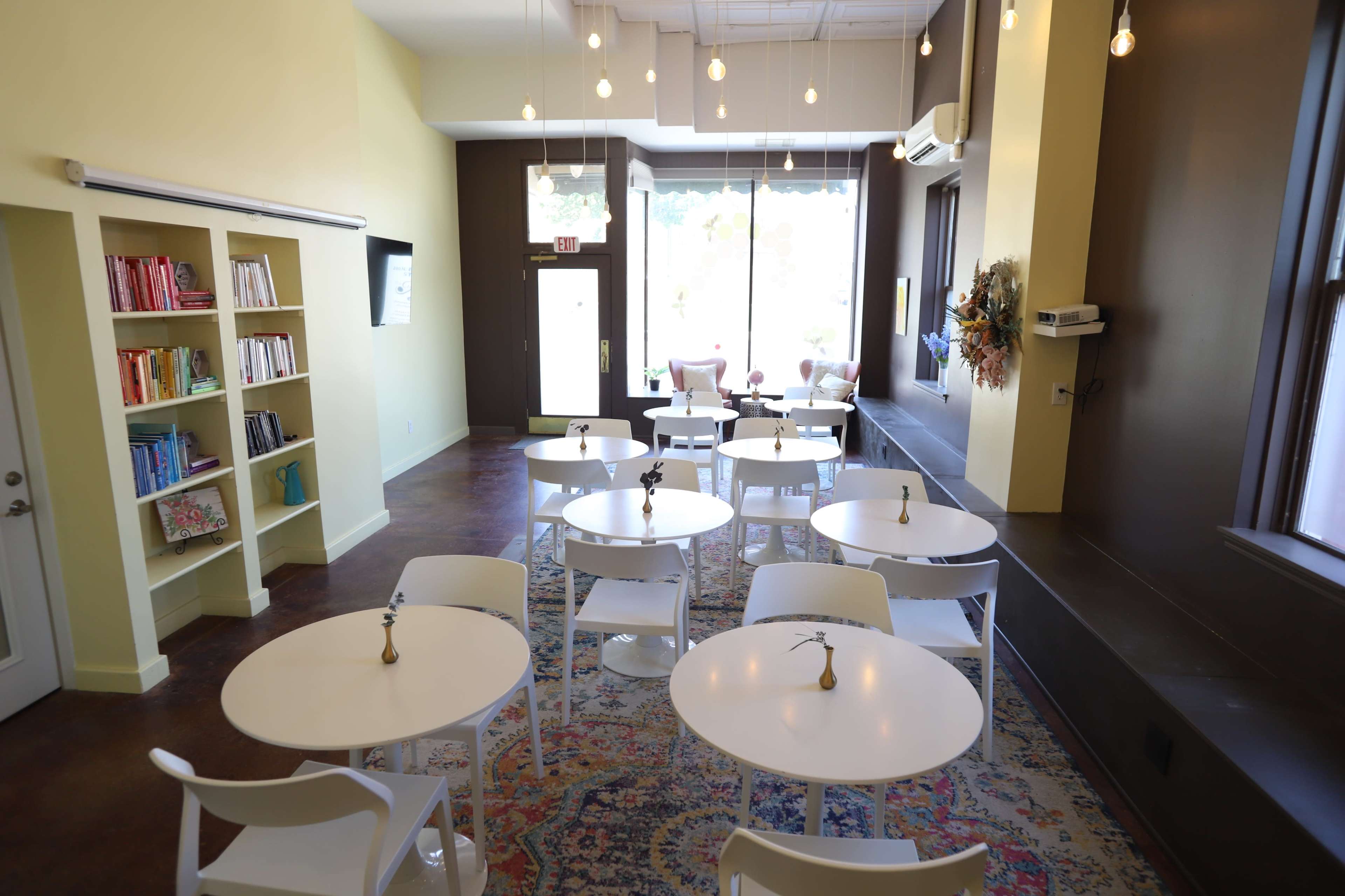 Warm, Light-Filled Meeting & Event Space in the Heart of Downtown Image in Wichita, Wichita, KS