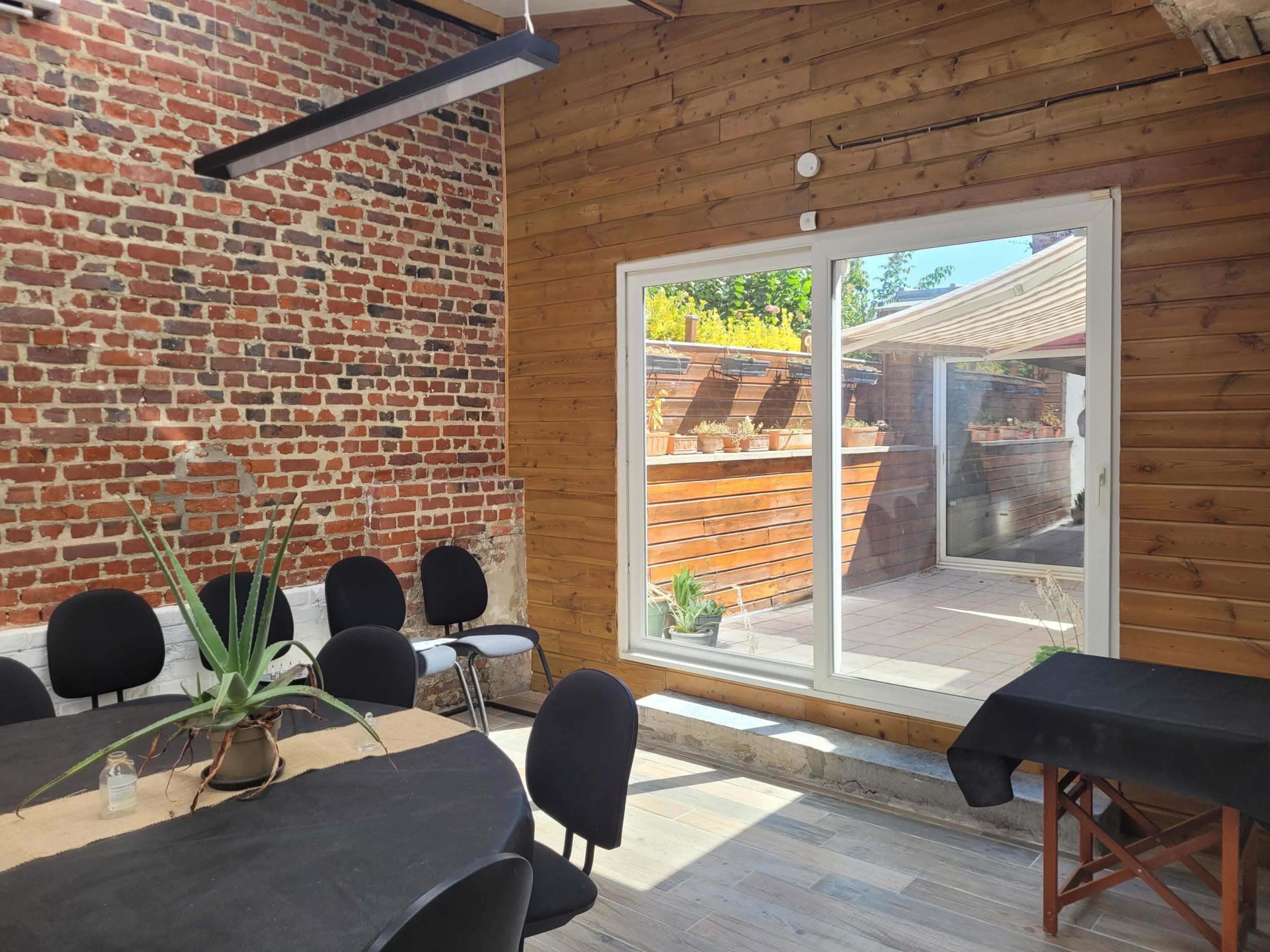 Atelier atypique avec jardin à 5 min d’Arras ! Image in , Saint-Nicolas