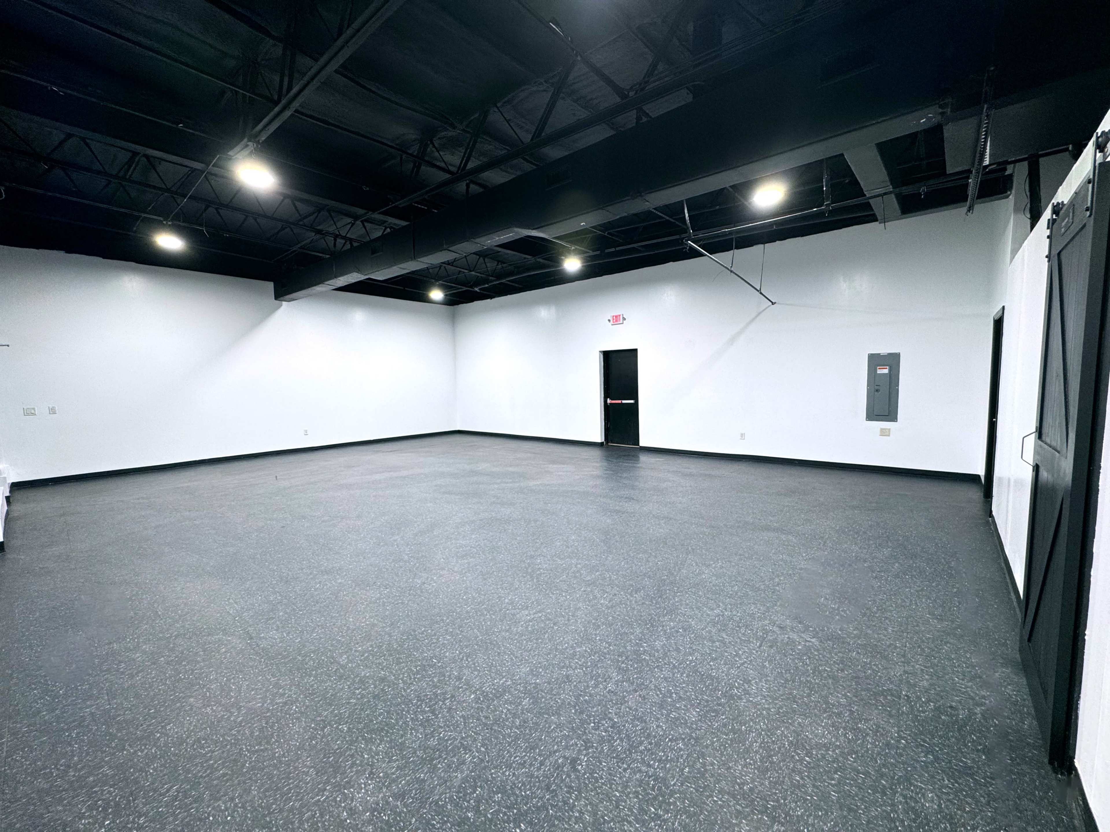 Blank Canvas Event Studio Image in MacGregor, Houston, TX
