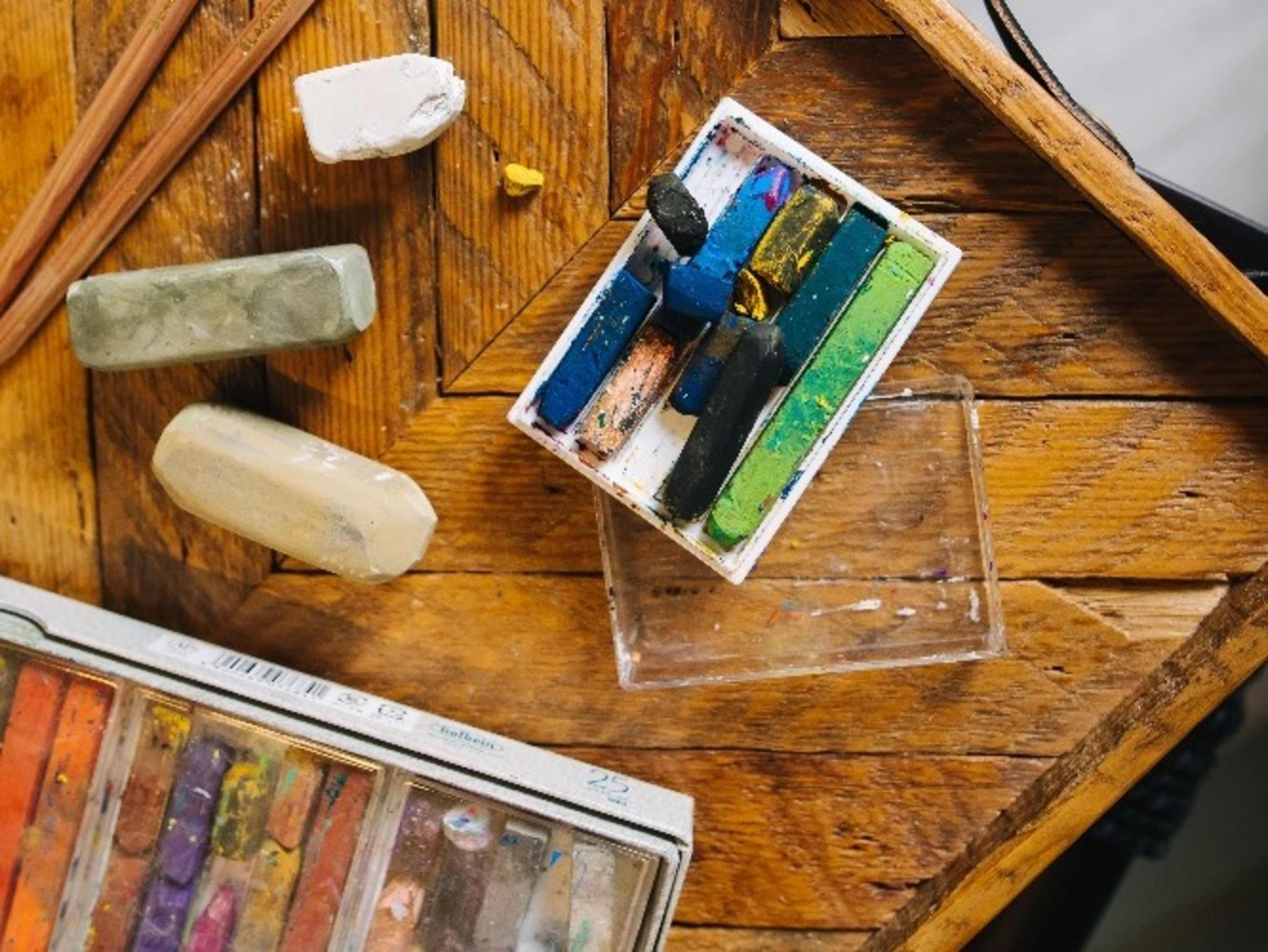 Art Supplies 