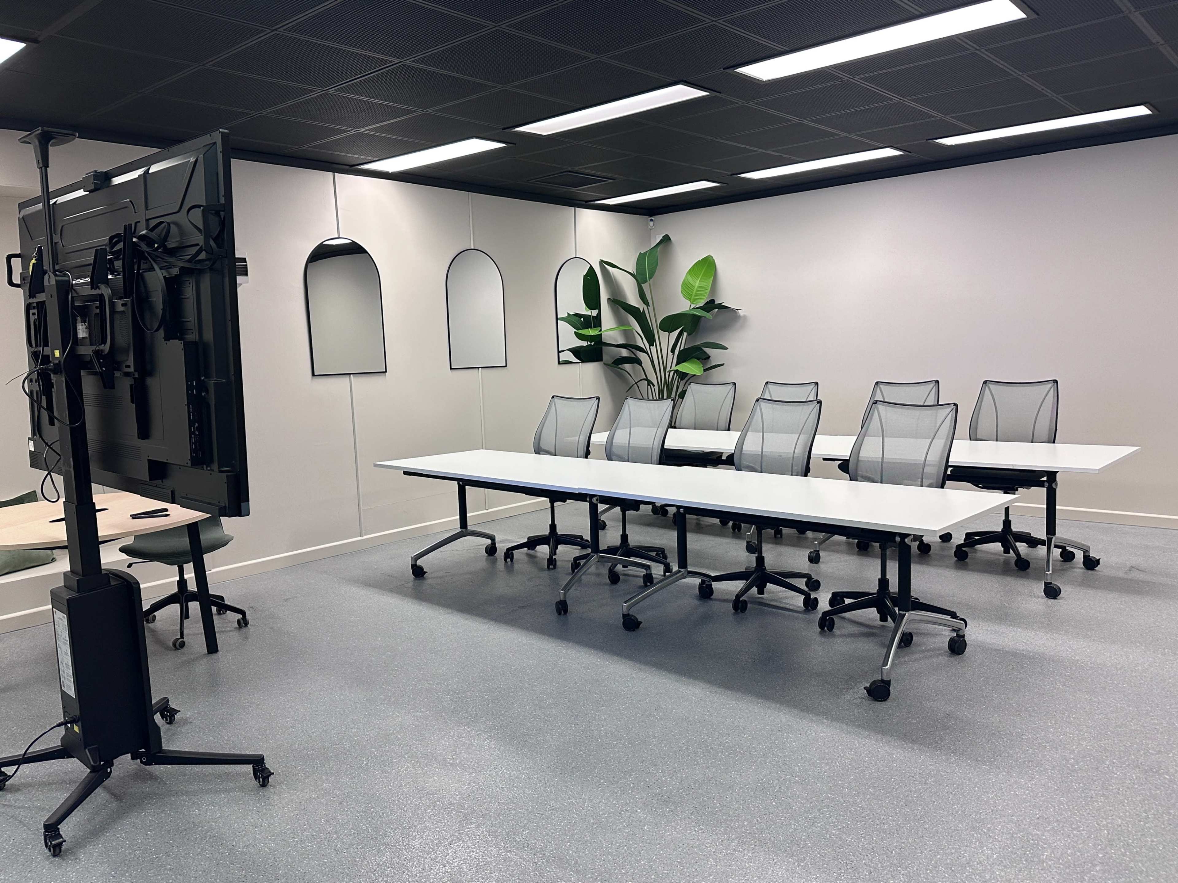 Premium Beauty Training & Webinar Studio – Tailored for Educators & Brands Image in Moonee Ponds, Moonee Ponds, VIC