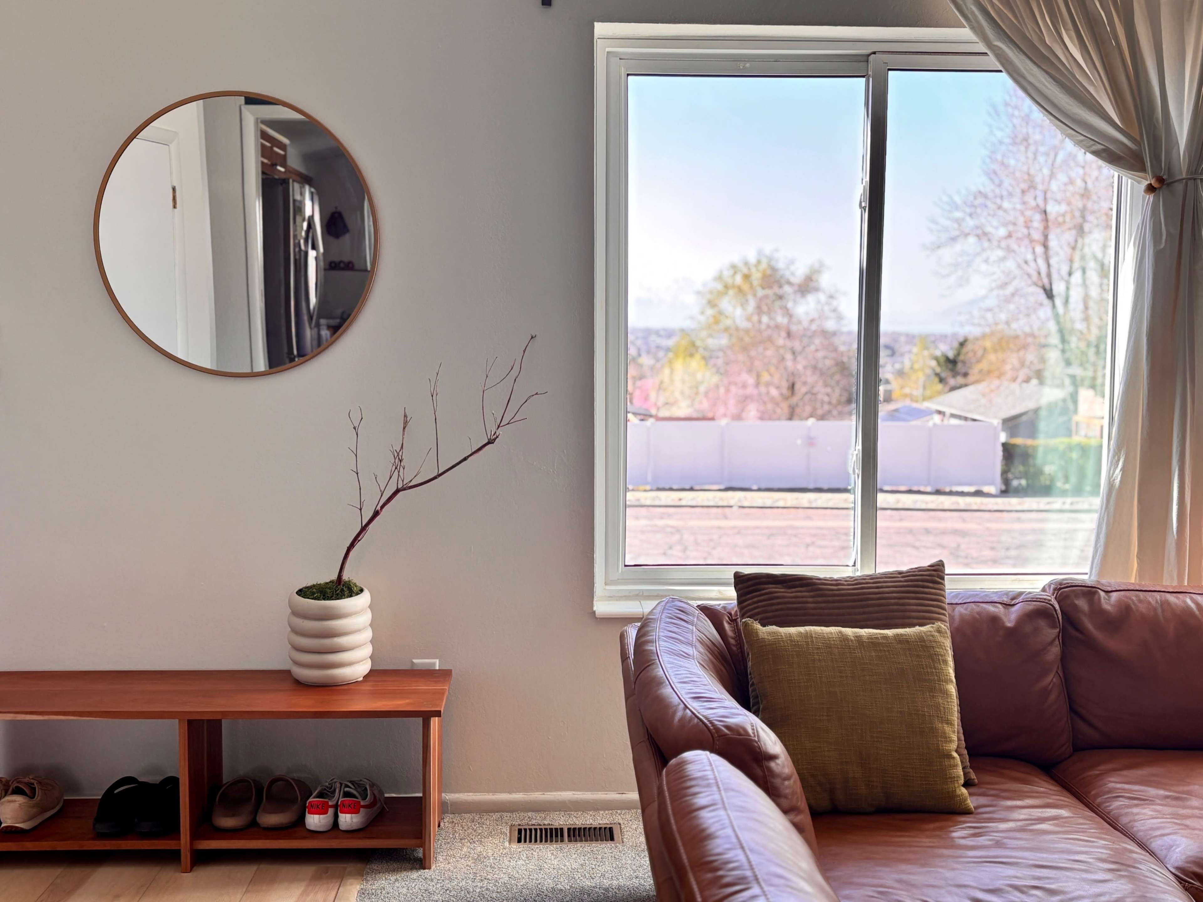 Mid-Century Mountainside Dwelling Image in Pleasant Grove, Pleasant Grove, UT