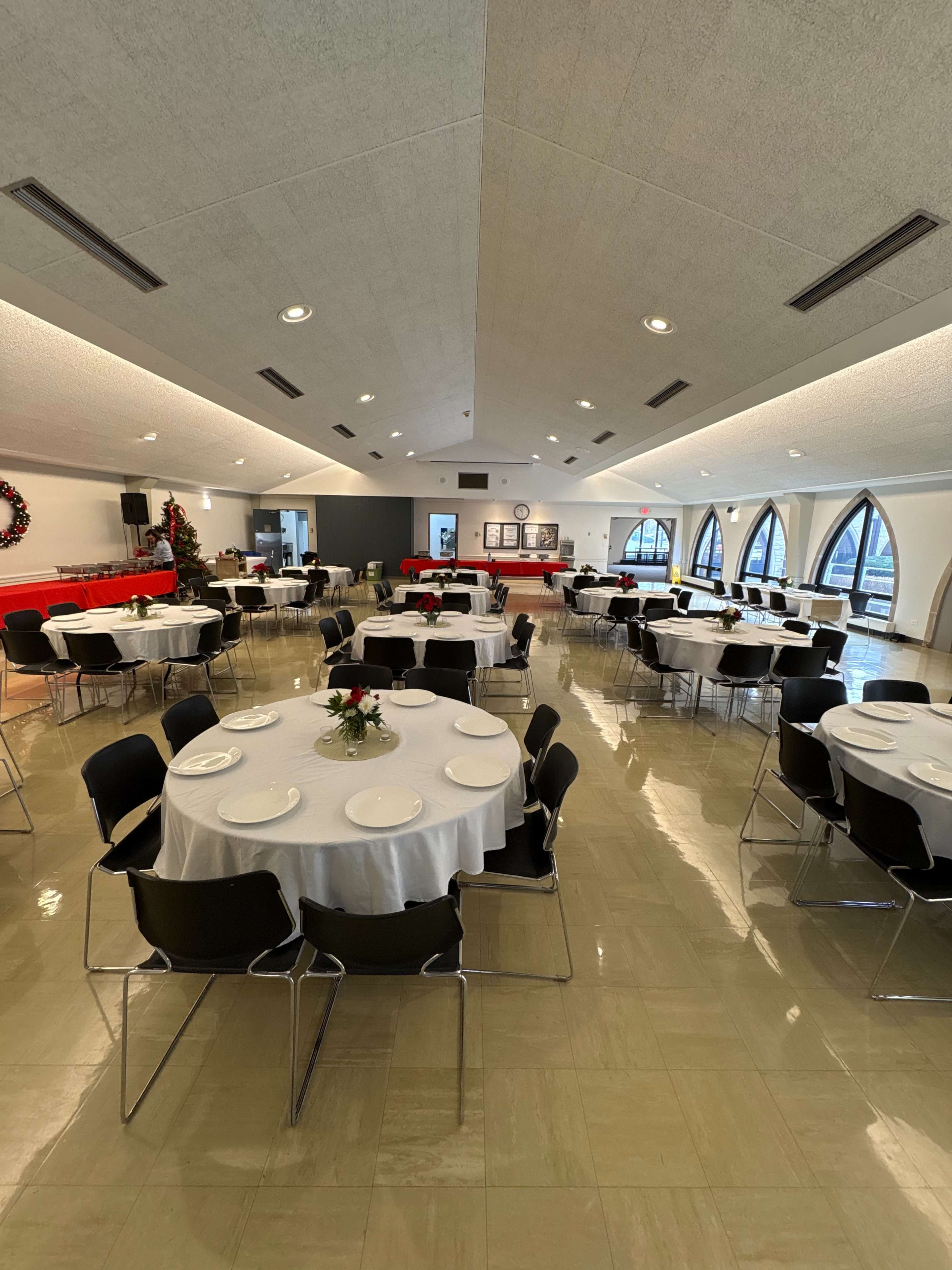 Suburban customizable event space Image in Maine Township, Park Ridge, IL