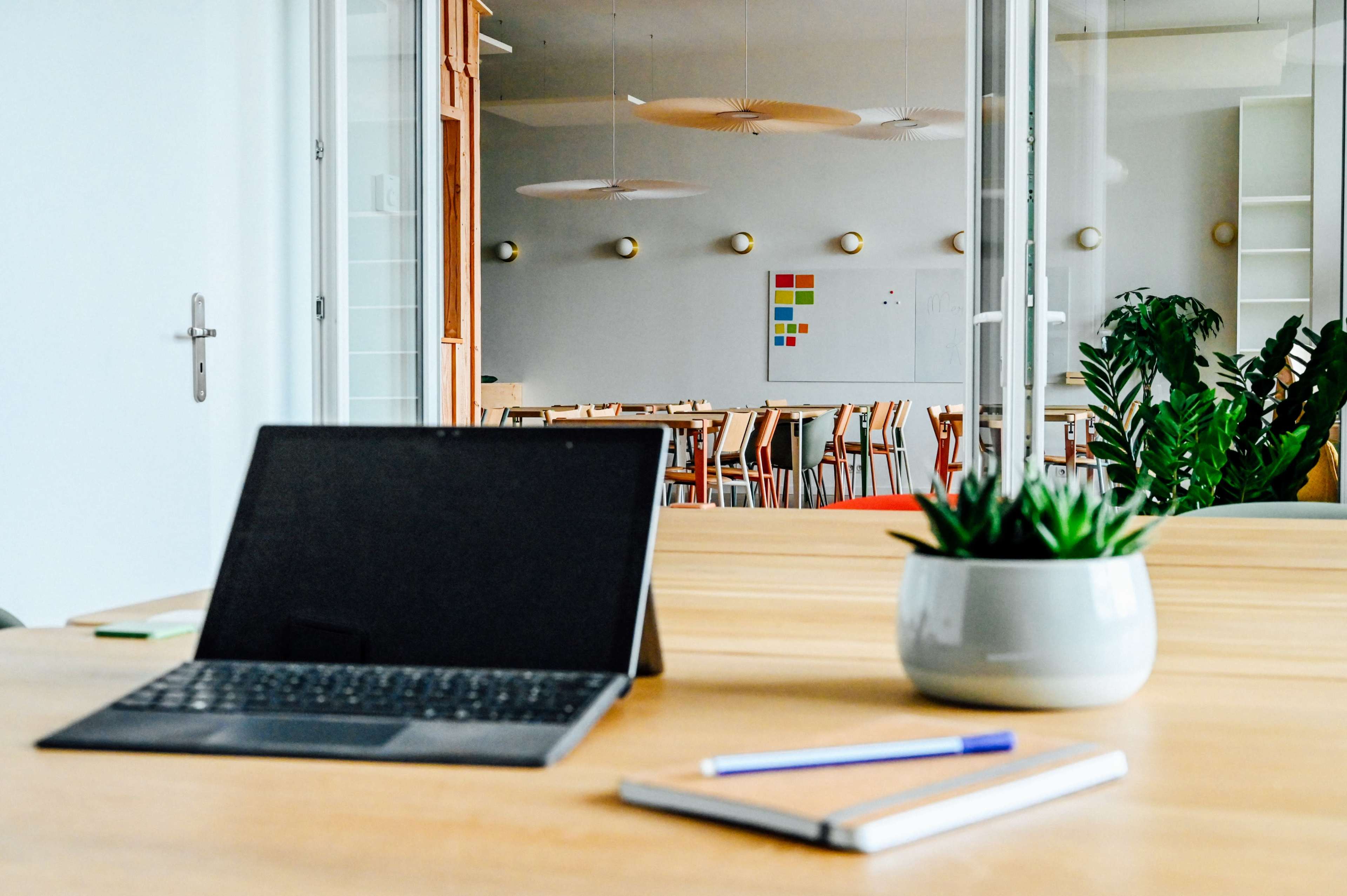 Salle de réunion 30 m² – Idéale pour réunions et formations Image in Gare St Jean, Bordeaux
