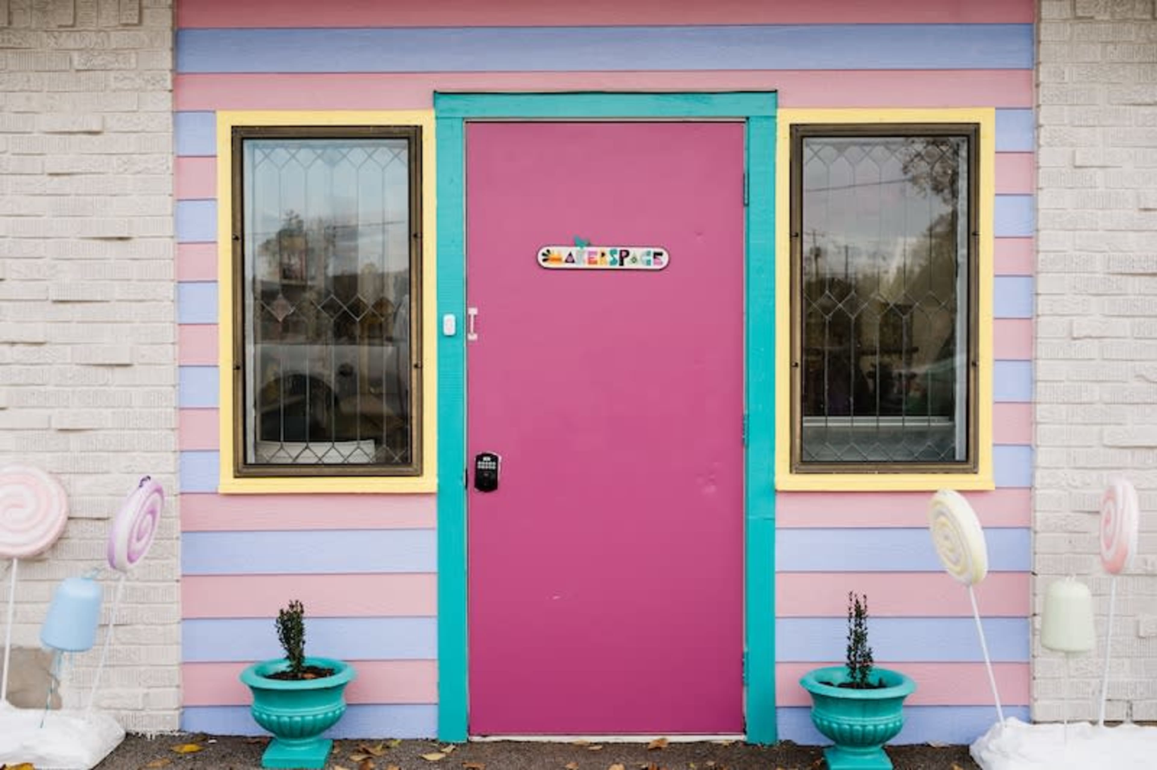 Eclectic Creative Space for Teachers, Workshops, Crafting and more! Image in Central Oklahoma City, Warr Acres, OK