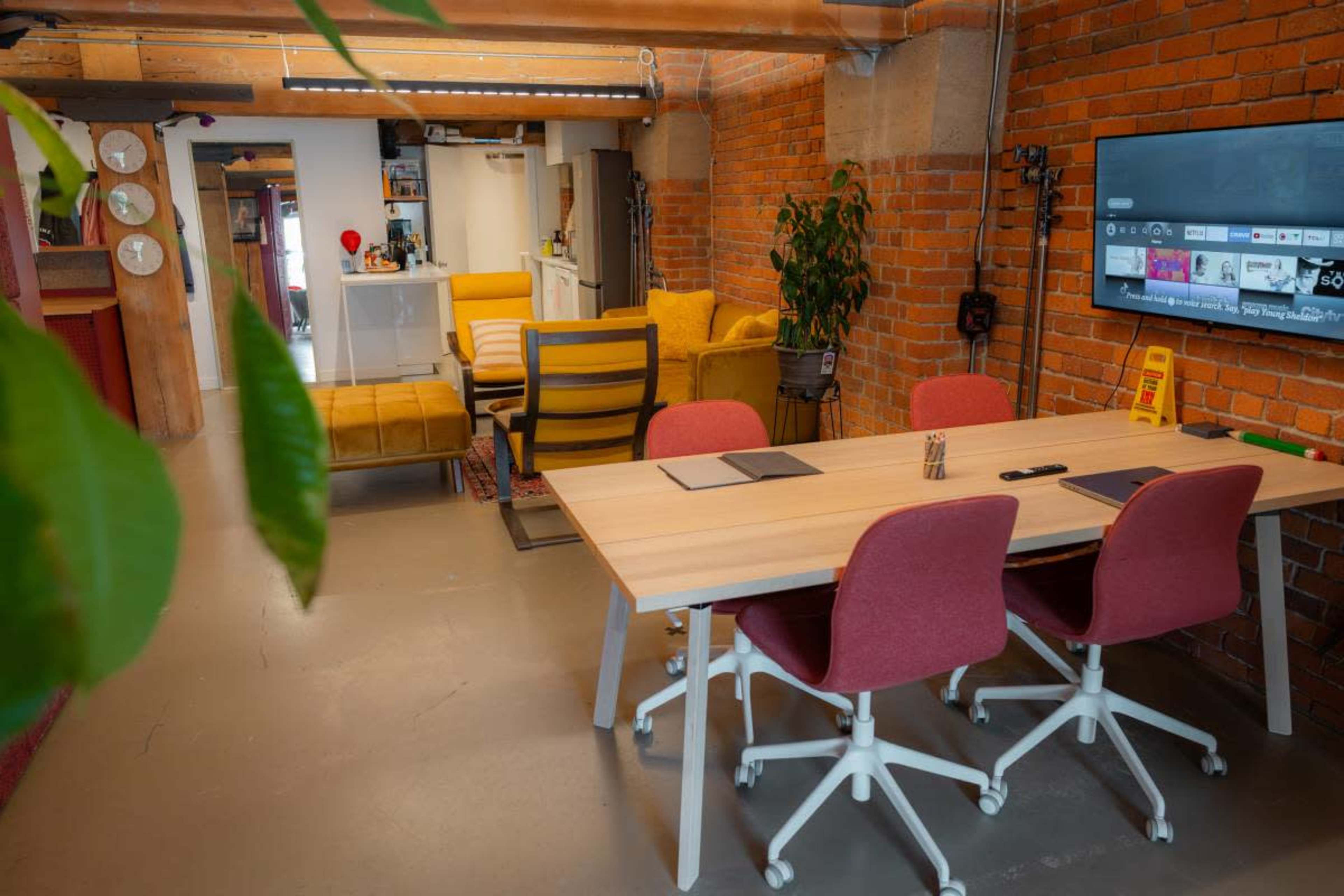 Railtown Heritage Creative Studio with Exposed Brick & Rustic Charm Image in Central Vancouver, Vancouver, BC