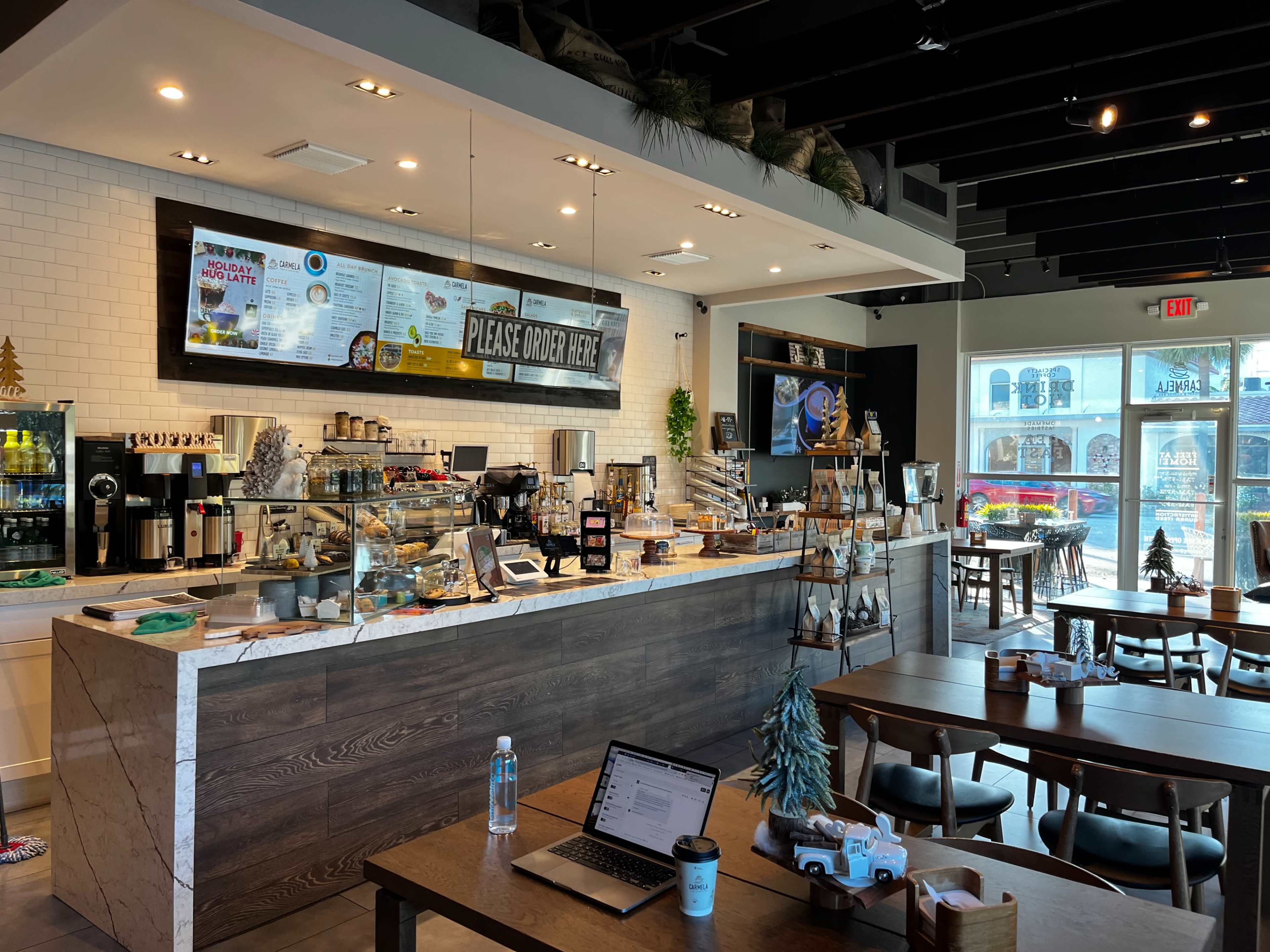 Charming & Spacious Coffee Lounge in East Delray – Perfect for Events! Image in Delray Beach, Delray Beach, FL