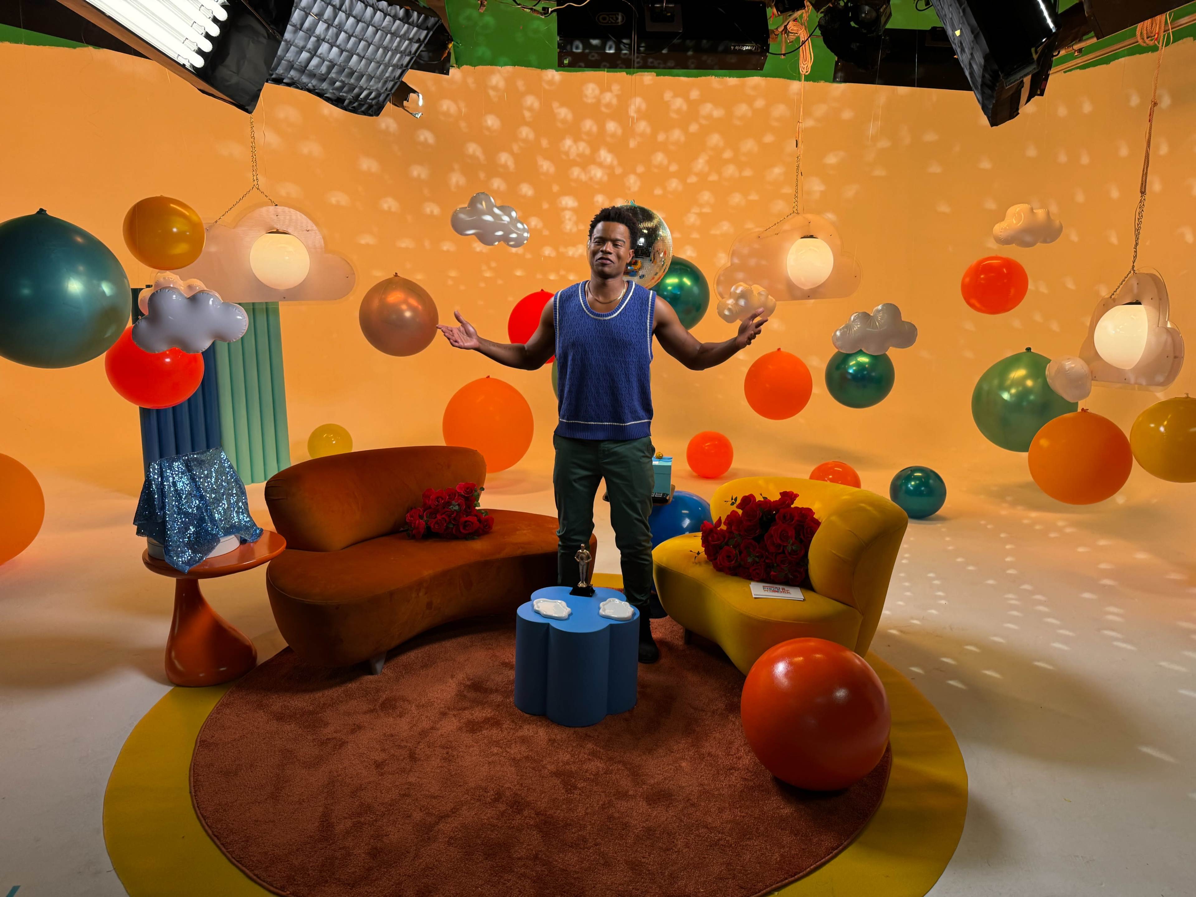 CREATOR & INFLUENCER MULTI-LOCATION STUDIO Image in Burbank, Burbank, CA