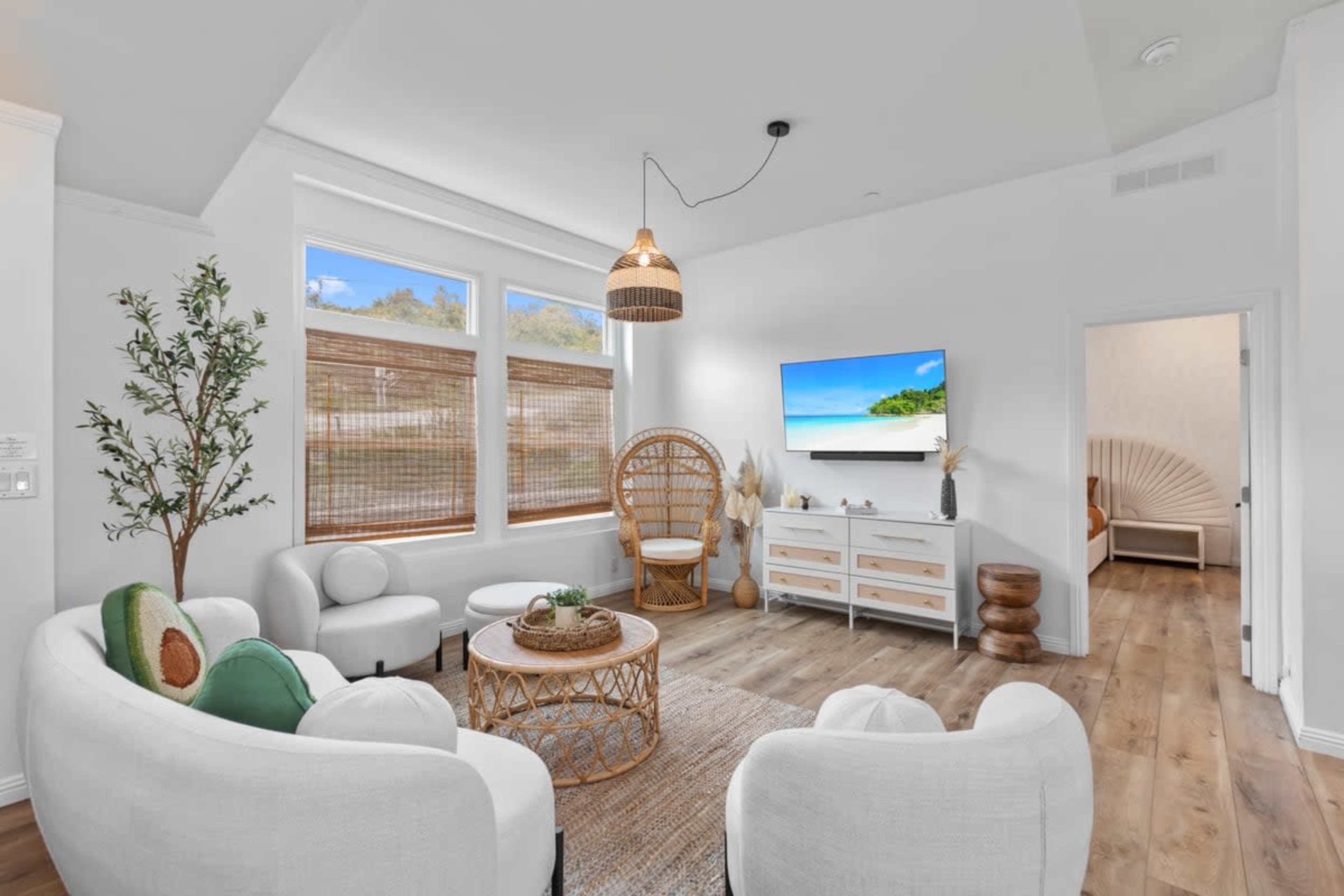 Private Avocado Grove and Home for Intimate Events Image in , Fallbrook, CA