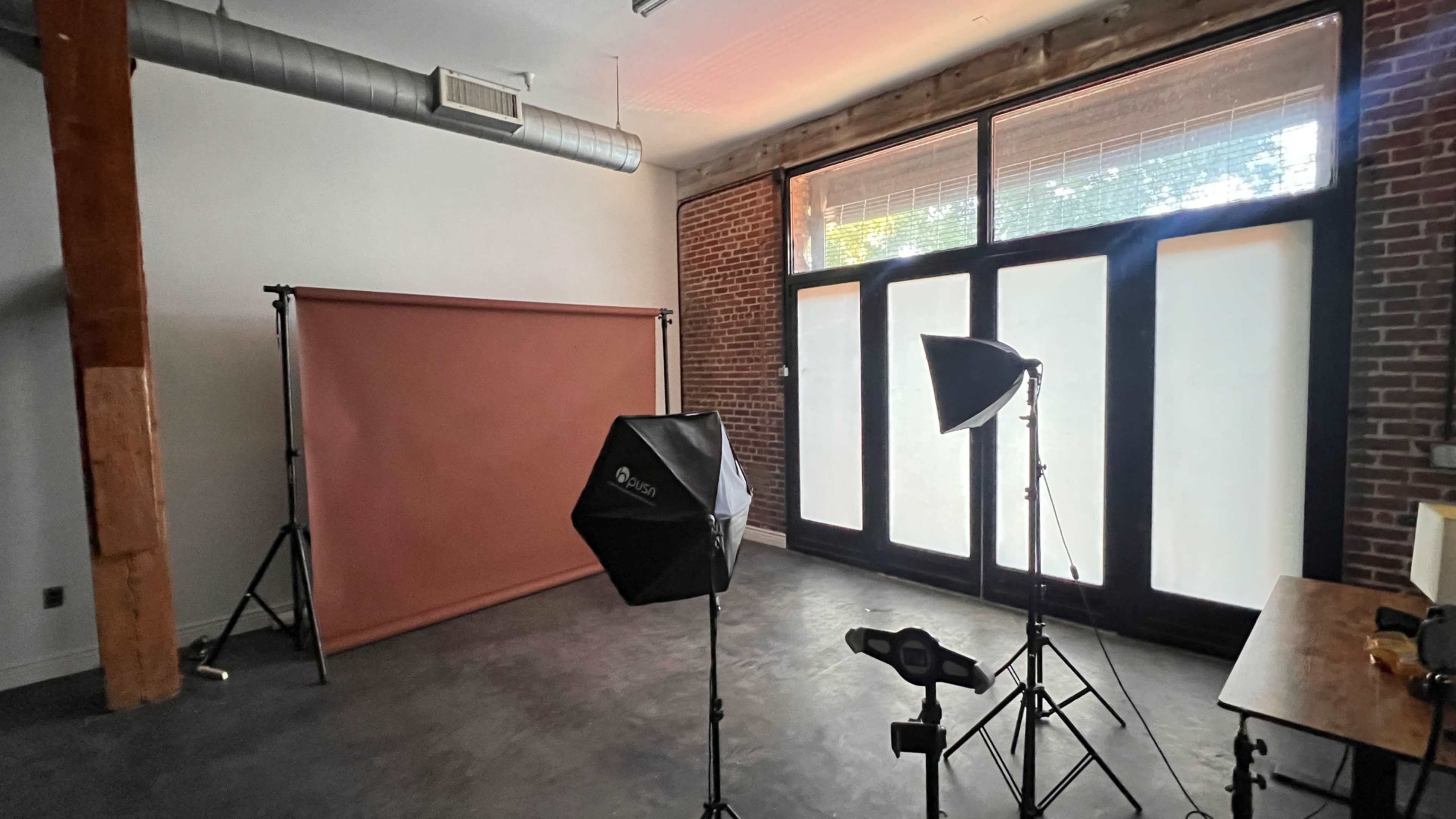 Creative Pop Up Studio with Full Kitchen and Street Access Arts District Studios 10 HOURS FOR $997 NEW YEAR FLEX BOOKING OPTION Arts District Studios is a professional, flexible creative studio located in the heart of the Arts District. Designed for film shoots, photography, pop ups, interviews, castings, and branded content. SPECIAL NEW YEAR CREATOR FLEX DEAL Book 10 TOTAL HOURS for $997. Use your hours: • All in one day • Or split into 5 hour increments • Across multiple days • Weekdays or weekends This option offers significant savings compared to standard hourly rates. Available booking windows include: 6am to 6pm 9am to 9pm 10am to 10pm  SPACE DETAILS • Approx 1300 square feet • Open studio loft layout • Full kitchen with stone countertops stainless steel appliances and large island • Tables and red chairs available • Professional lighting options available • Backdrops available • High speed WiFi • Lounge style seating • Ground floor access for easy load in • Bright west facing street level doors with natural light  LOCATION PERKS Located above Cha Cha Cha and Wurstküche Free street parking available Pay lot directly across the street Safe production friendly area  IDEAL FOR • Film and video shoots • Content creation • Pop up shops and brand activations • Product photography • Interviews podcasts and YouTube • Castings and workshops This is a bring your own gear studio. You bring the vision. We provide the space and flow.  ADD ONS In house creative consulting and direction available upon request.  BOOKING NOTES The 10 hour $997 option is limited and subject to availability. Once booked hours may be scheduled in flexible increments. Book now to secure your dates. Image in Central LA, Los Angeles ARTS DISTRICT, CA