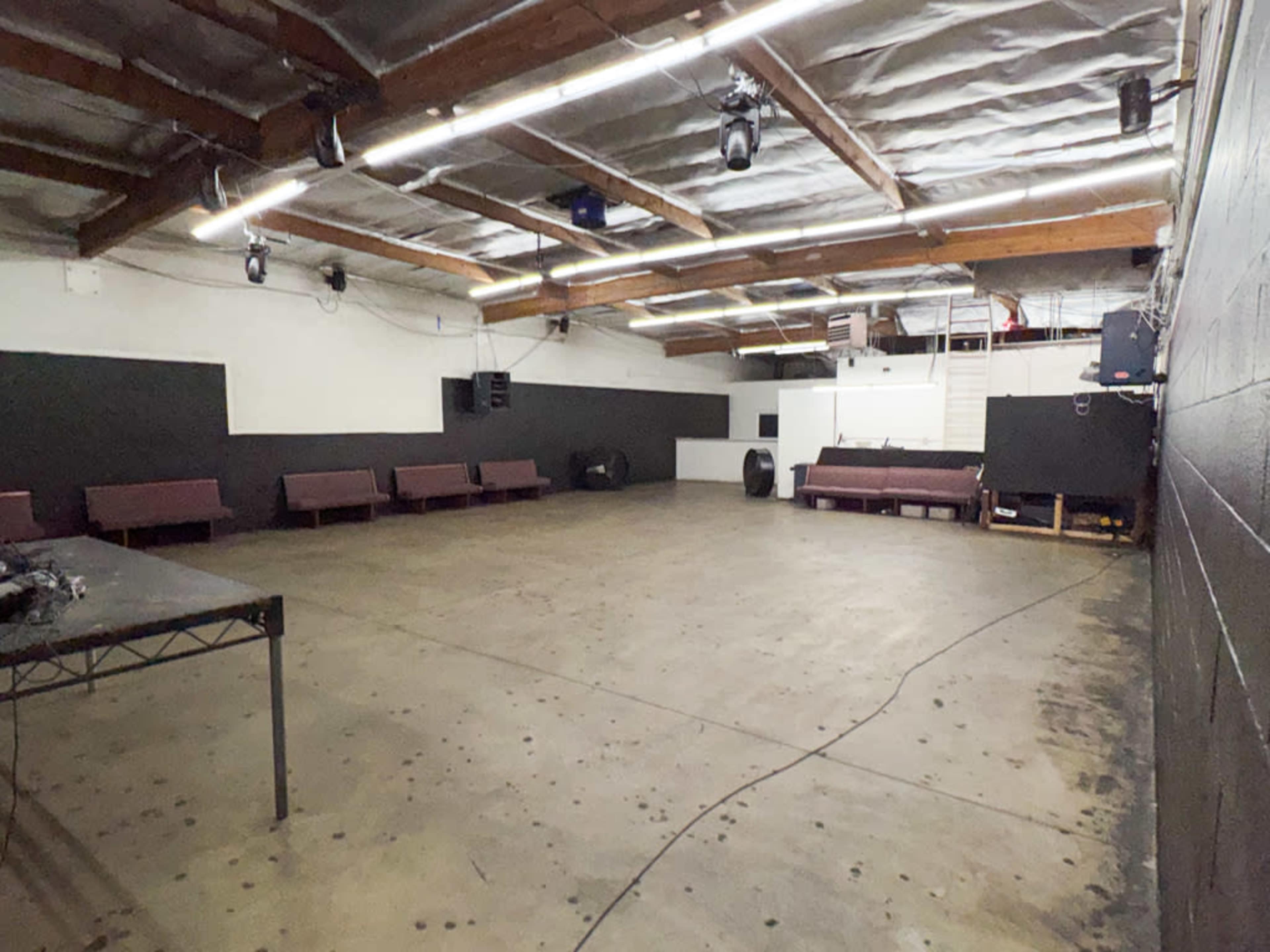 Downtown Warehoues with Gated Parking Image in Central LA, los angeles, CA