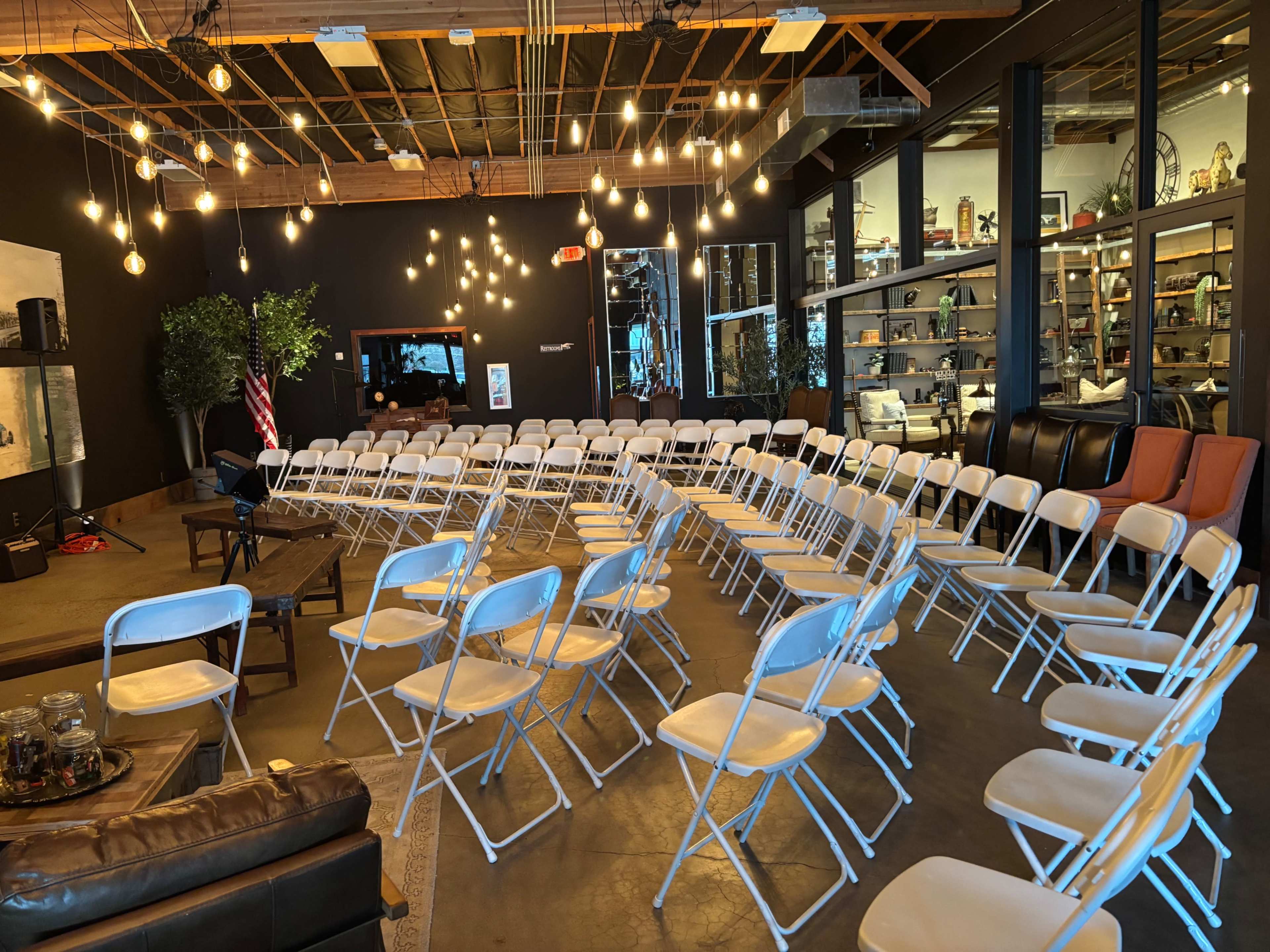 Fully furnished venue with easy I-5 access Image in Northgate, Salem, OR