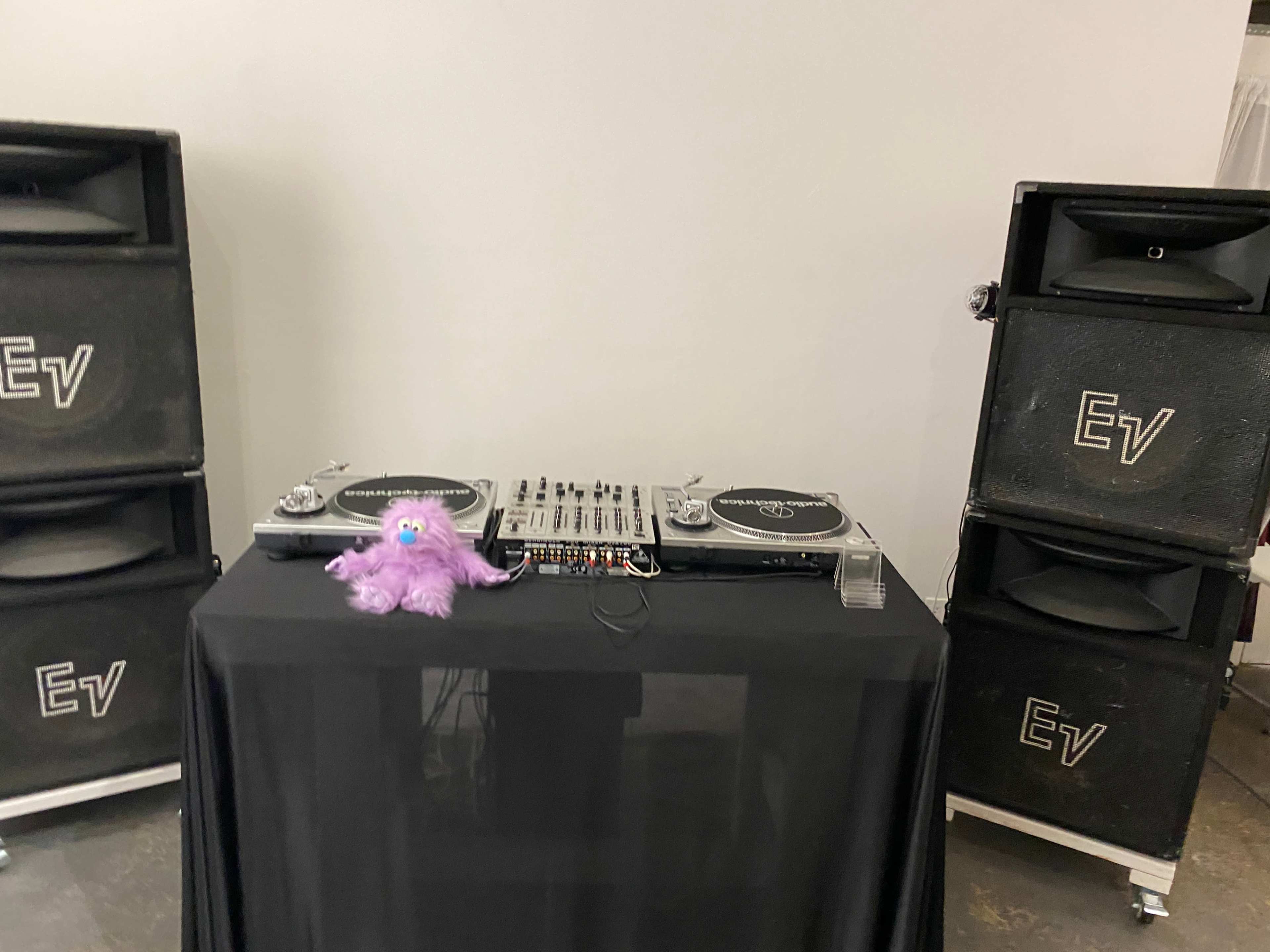 Flexible Bushwick Space for Parties, Workshops & Small Events Image in Bushwick, Brooklyn, NY