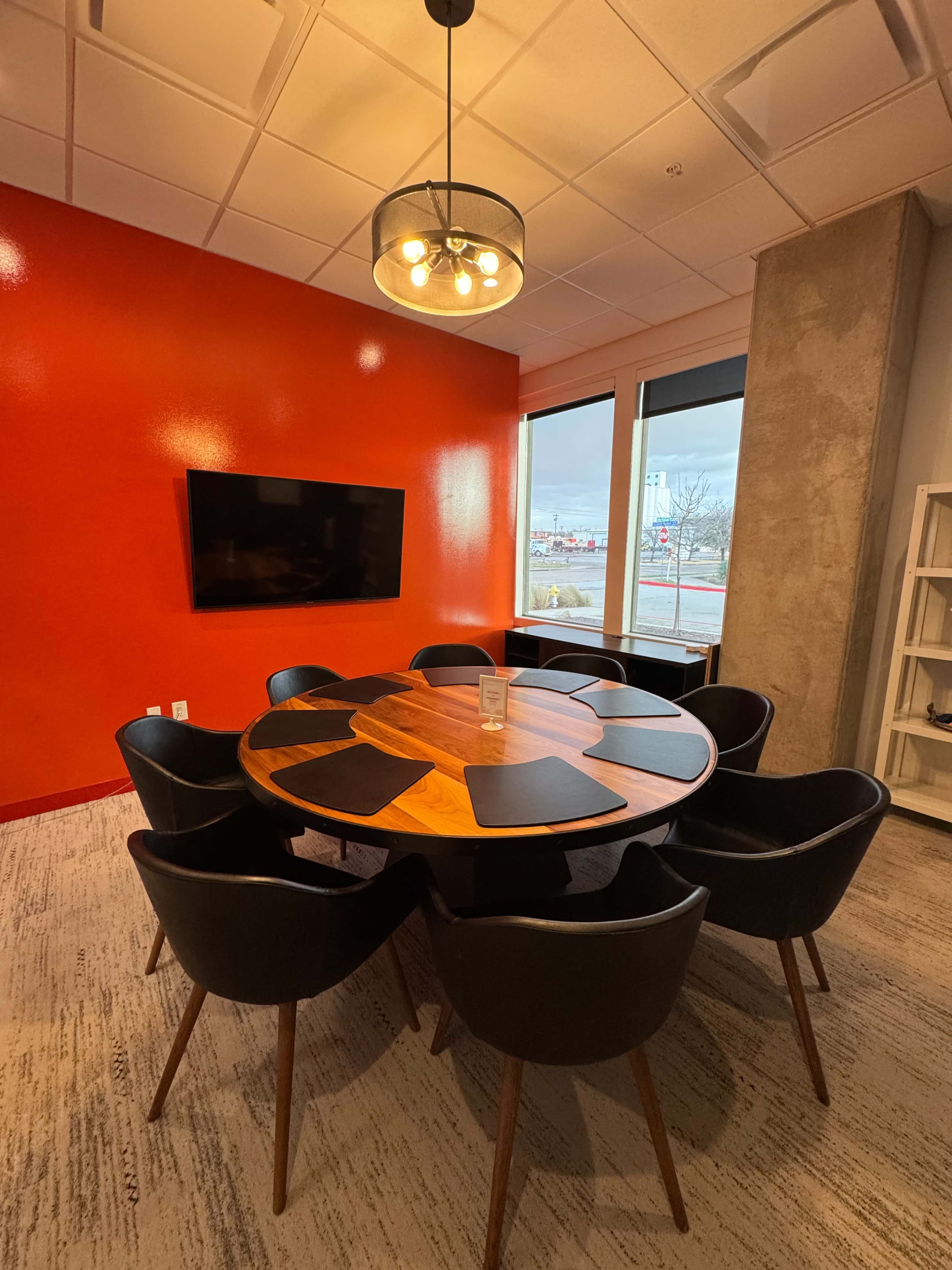 Professional Urban Meeting Room Image in Frisco, Frisco, TX