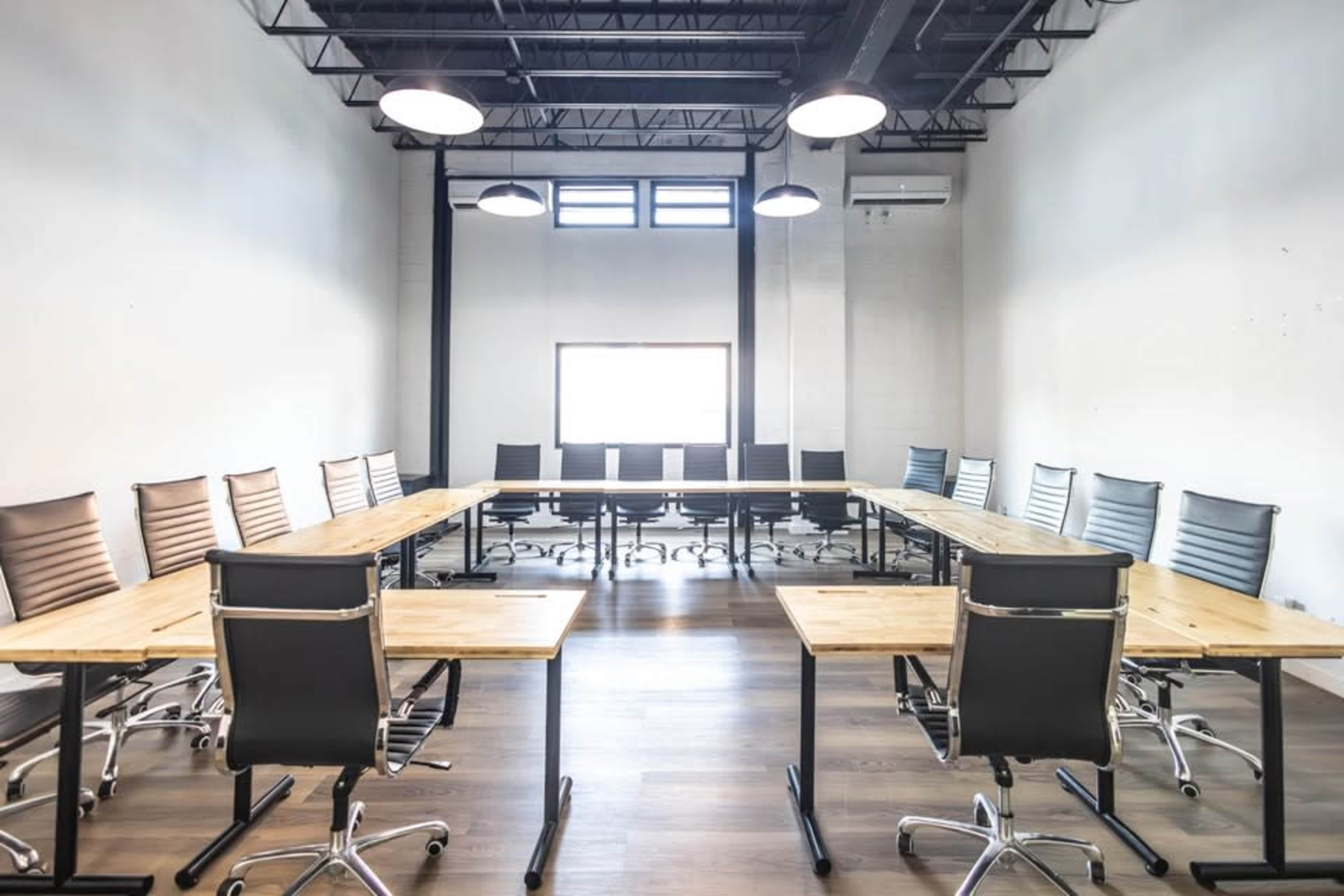 Board Room #51 Image in Alderwood, Etobicoke, ON
