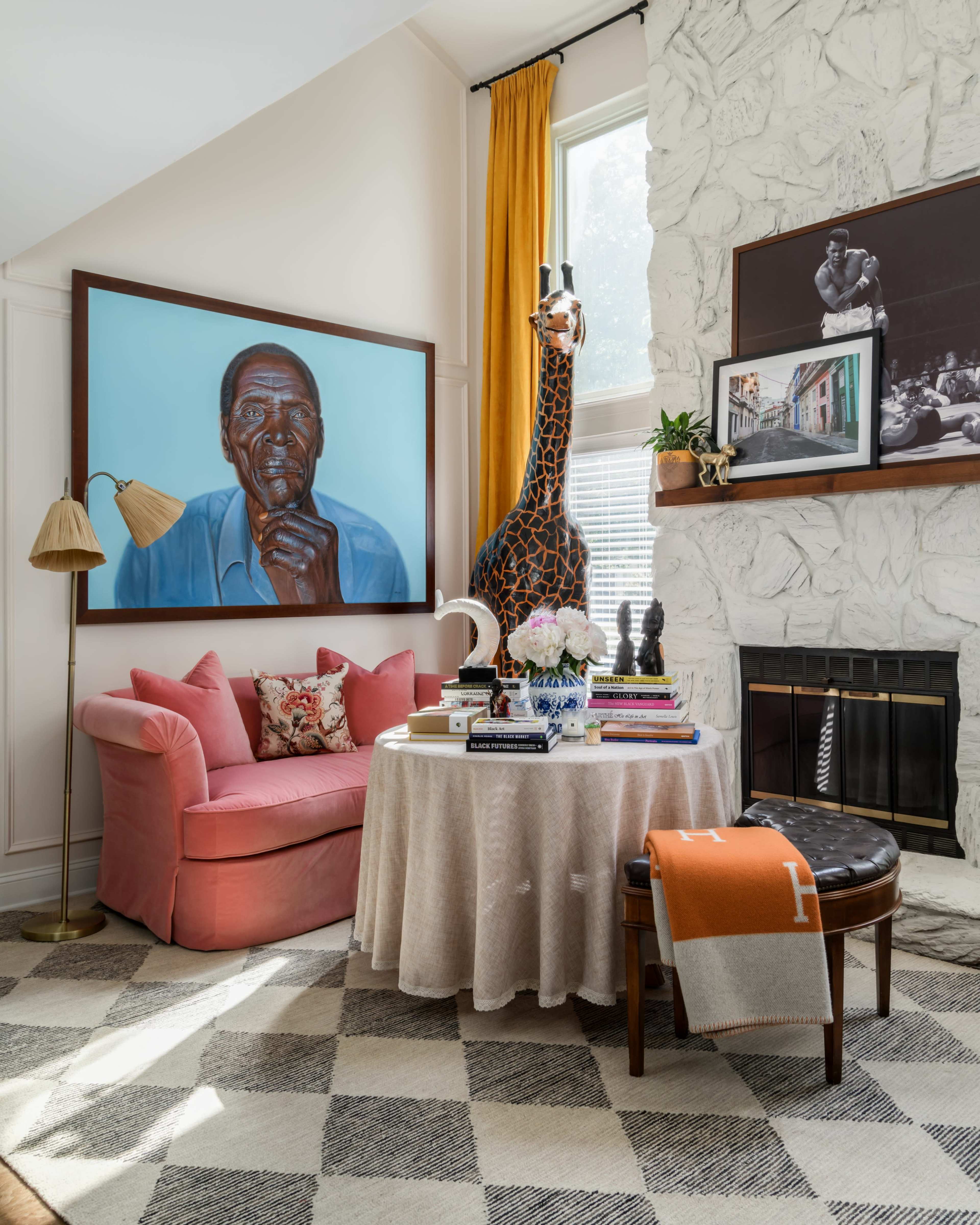 Artfully Designed Content Creation House in a Quiet Neighborhood Image in East Windsor, East Windsor, NJ