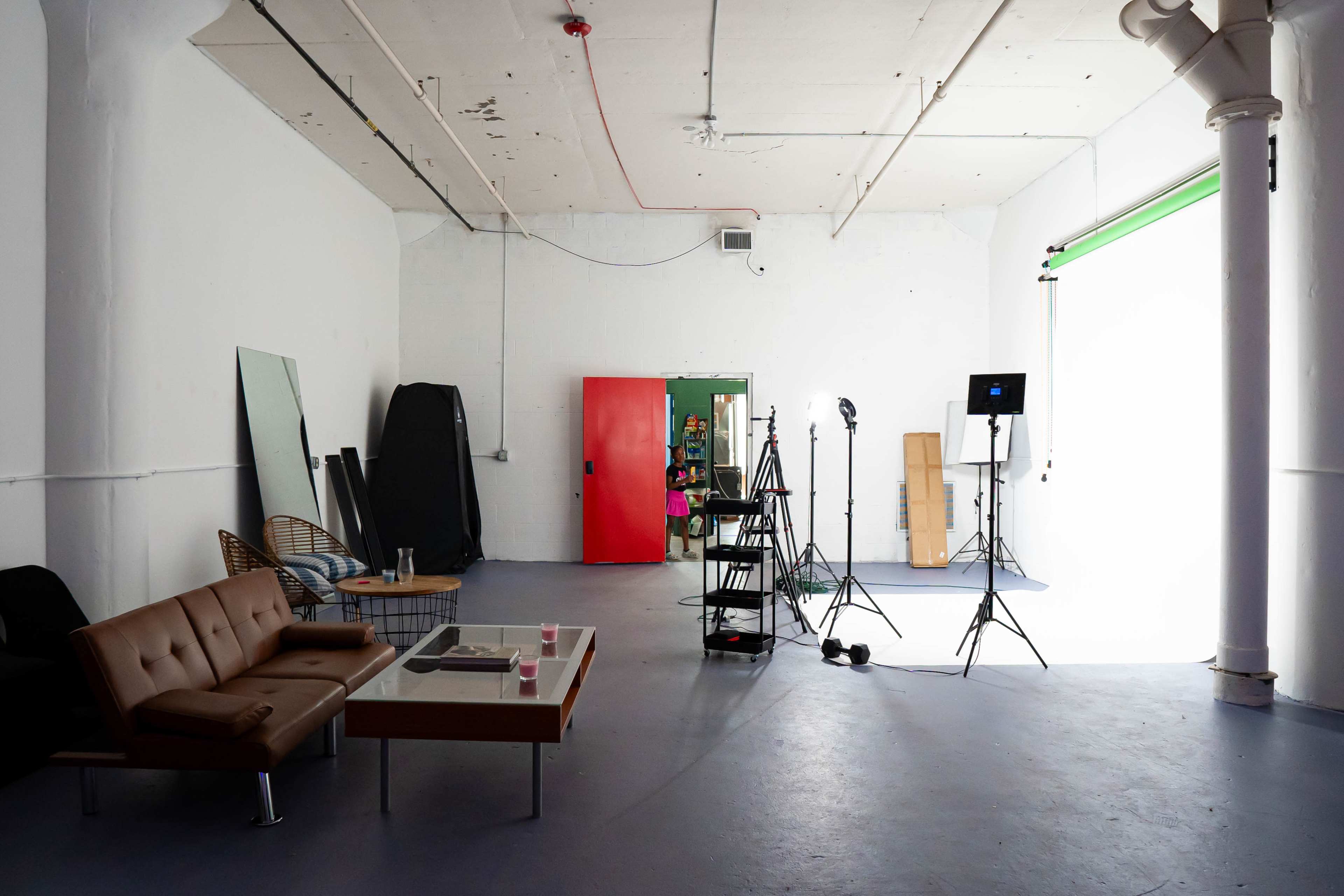 Spacious Creative Studio | Perfect for Lighting-Controlled Shoots | 700 Sq Ft Image in Russell Industrial, Detroit, MI