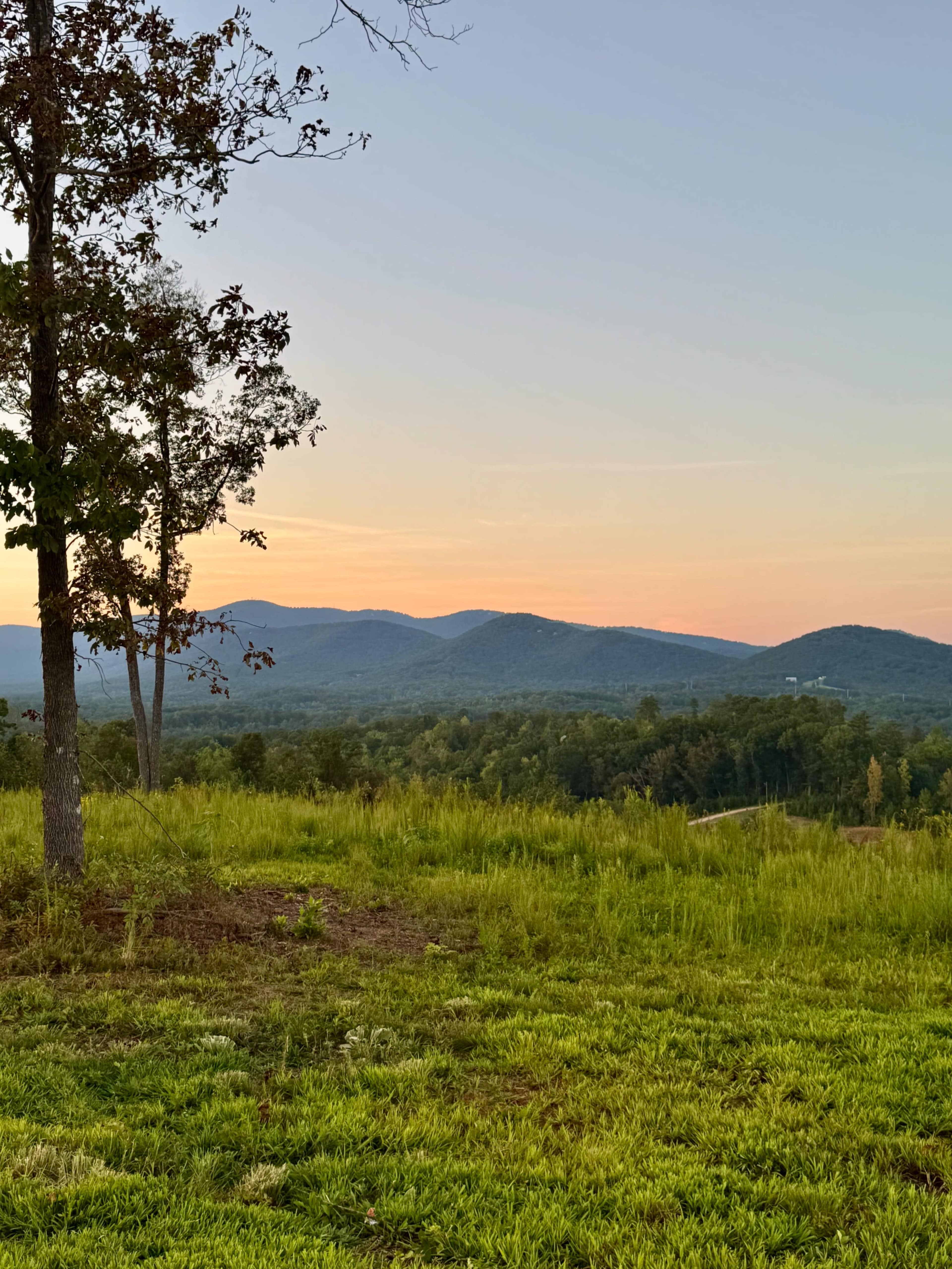 Private Mountaintop Setting with Breathtaking 360 Degree North Georgia Views Image in , Marble Hill, GA