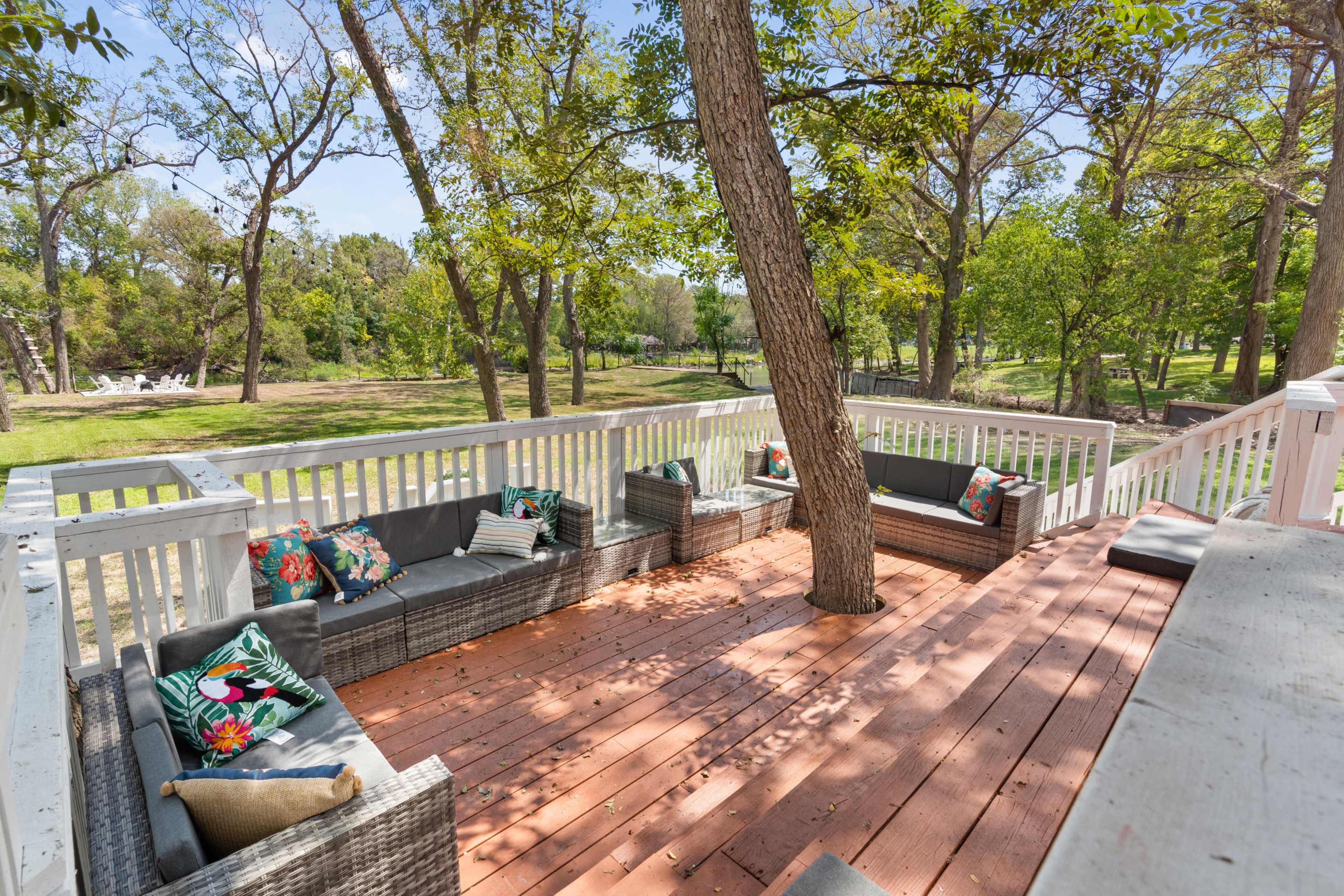 Lakeside Gathering House | Seguin Image in McQueeney, Seguin, TX