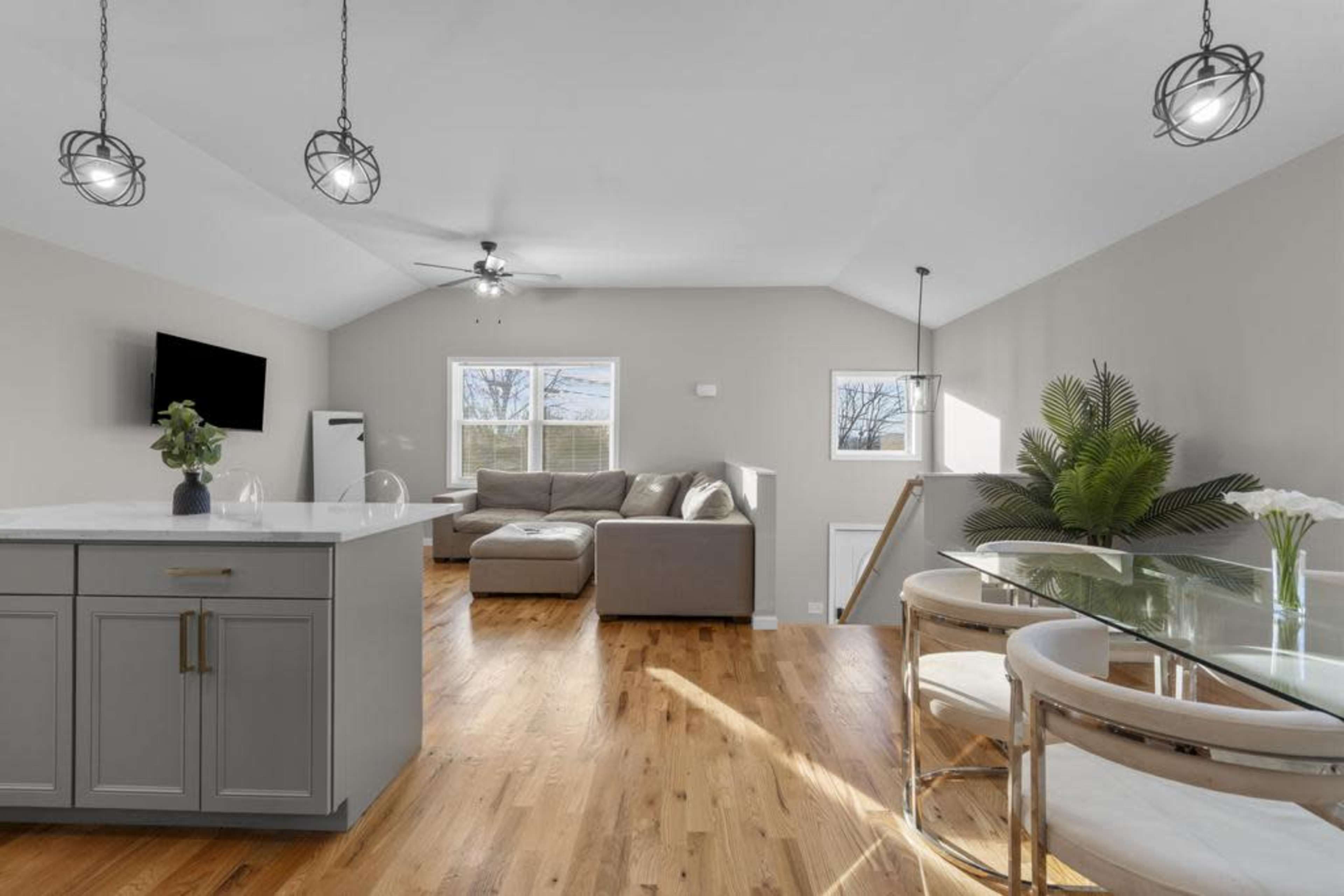 Modern 3-Bedroom Luxury Retreat Image in Middletown, Middletown, CT