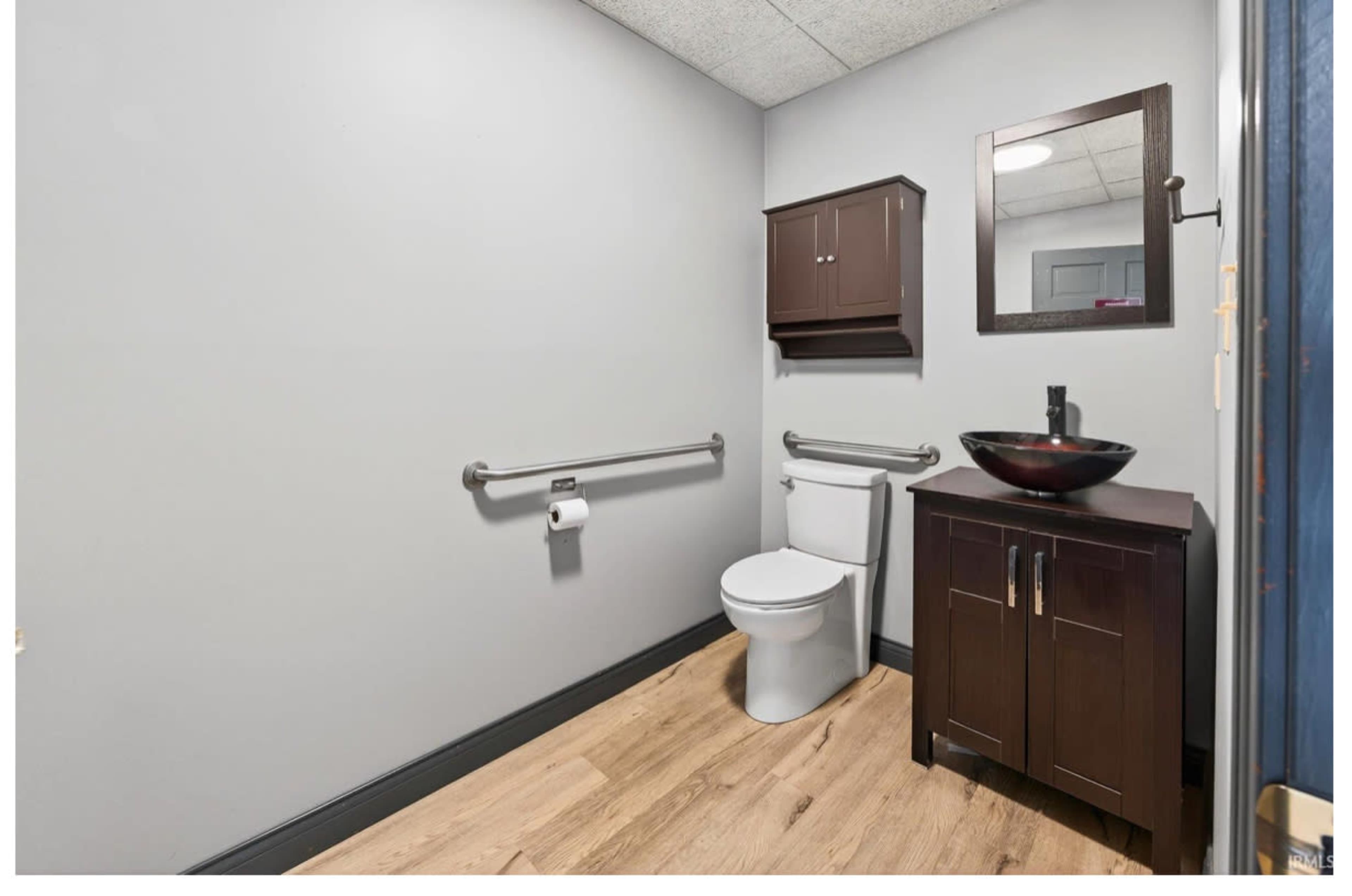 Vacant remodeled building located in the heart of the stadium district just a 5 minute walk to downtown! Image in Bloomington Township, Bloomington, IN