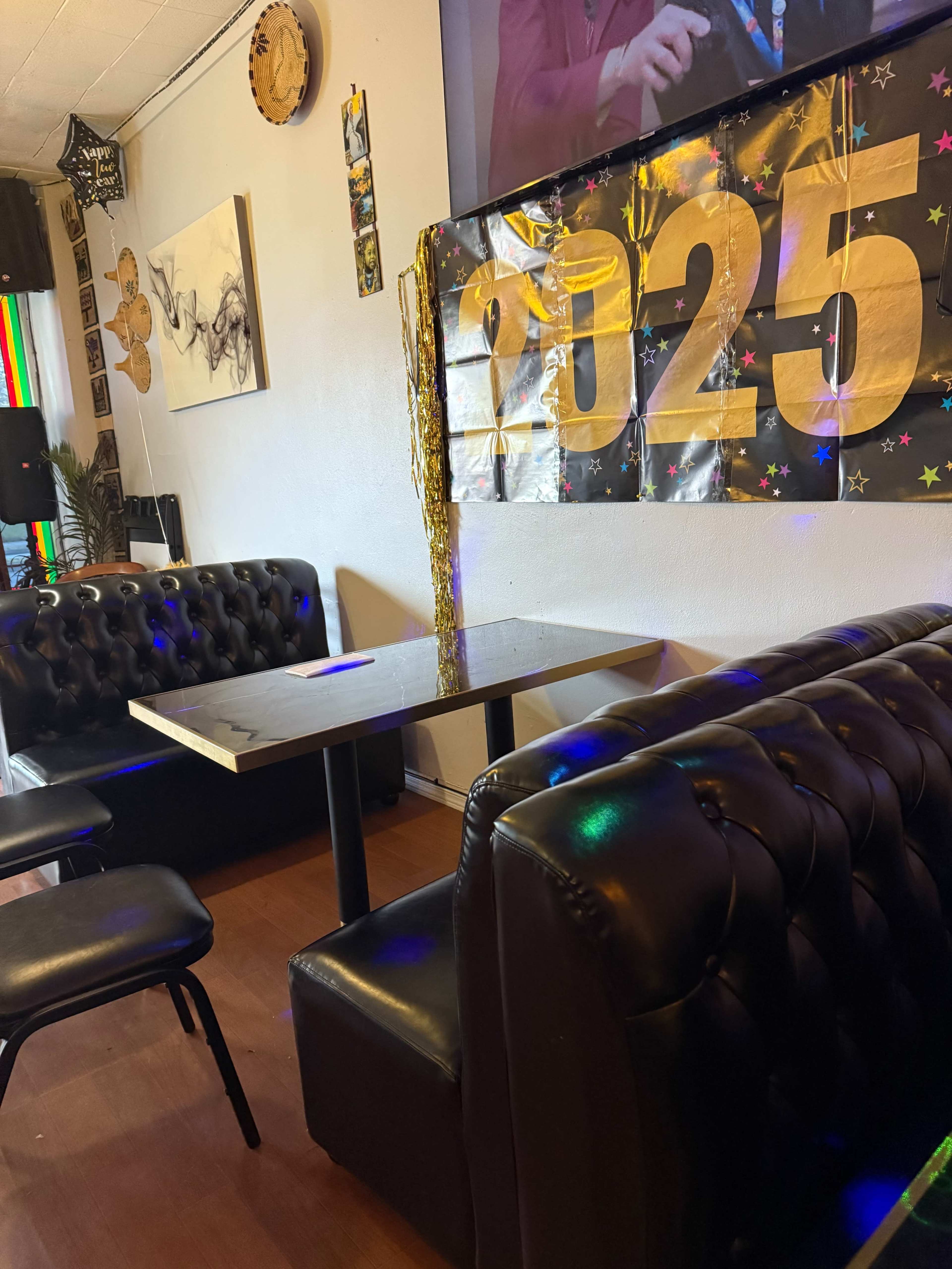 Spacious Urban Bar & Event Space with a Cozy Vibe Image in Northeast Portland, Portland, OR