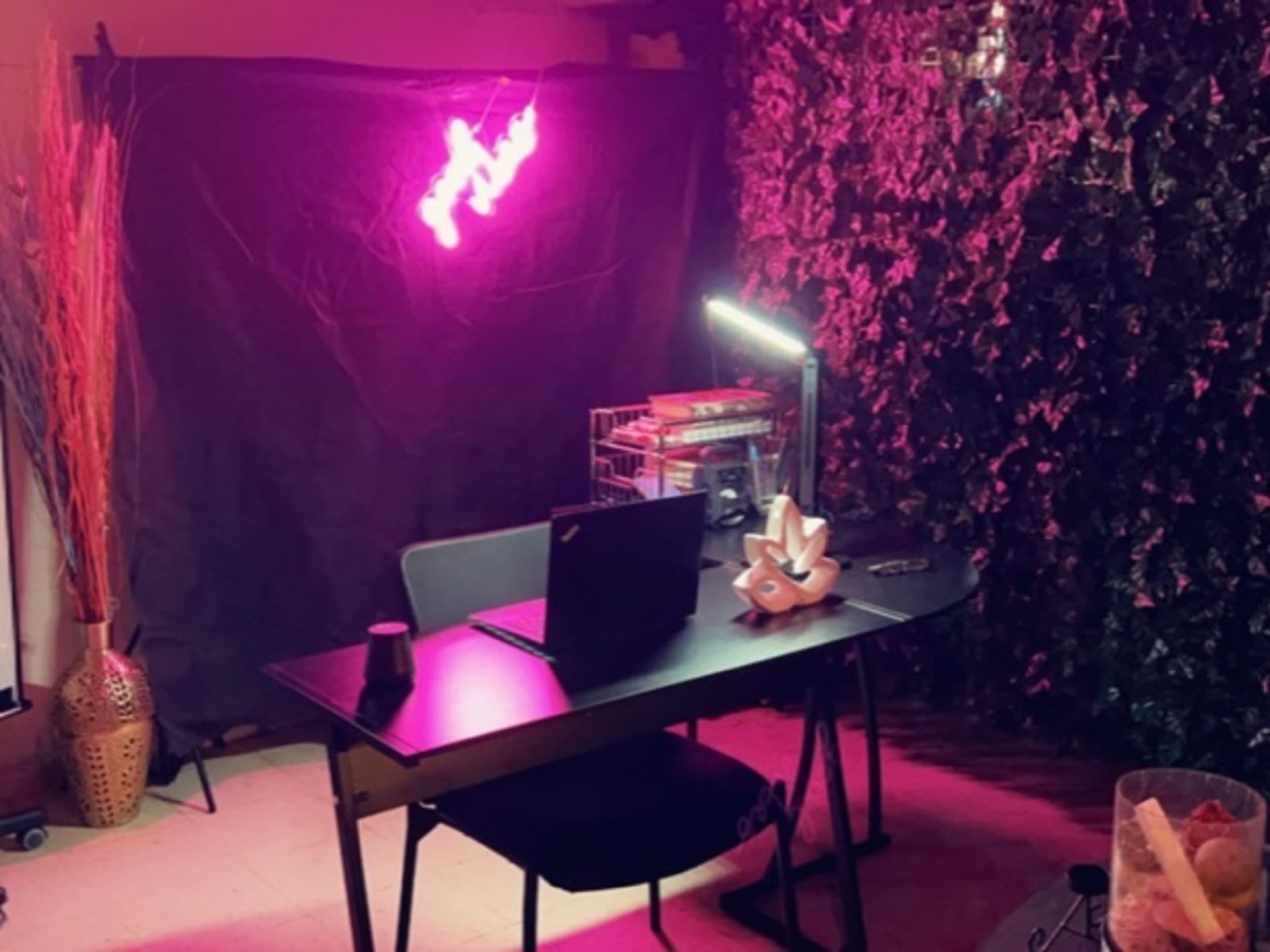Pod cast, board meeting, vibe area