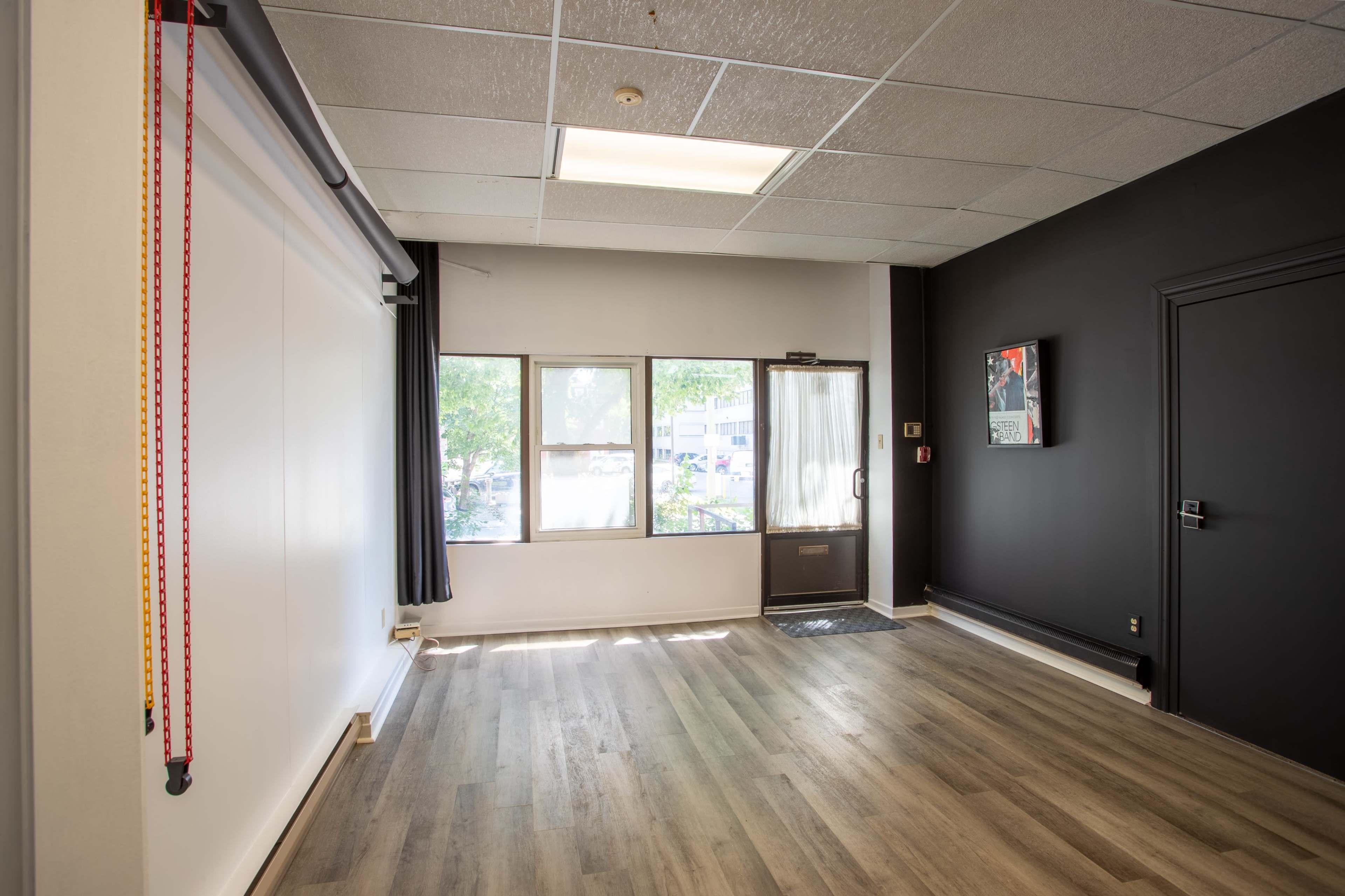 Downtown Ottawa Photography studio Image in Centretown, Ottawa, ON