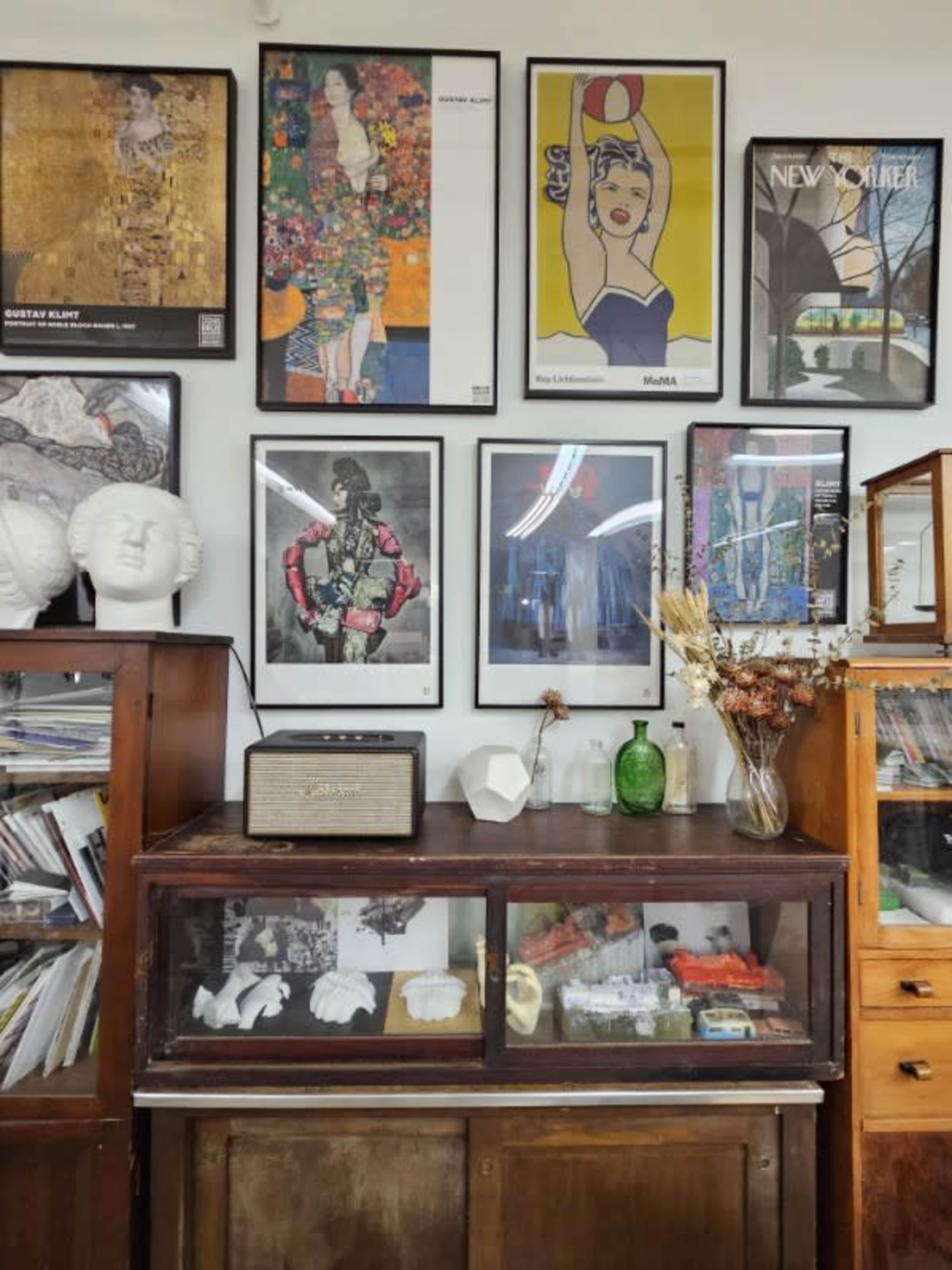 Industrial Concrete building with high ceiling and creative vibe Image in East Vancouver, vancouver, BC