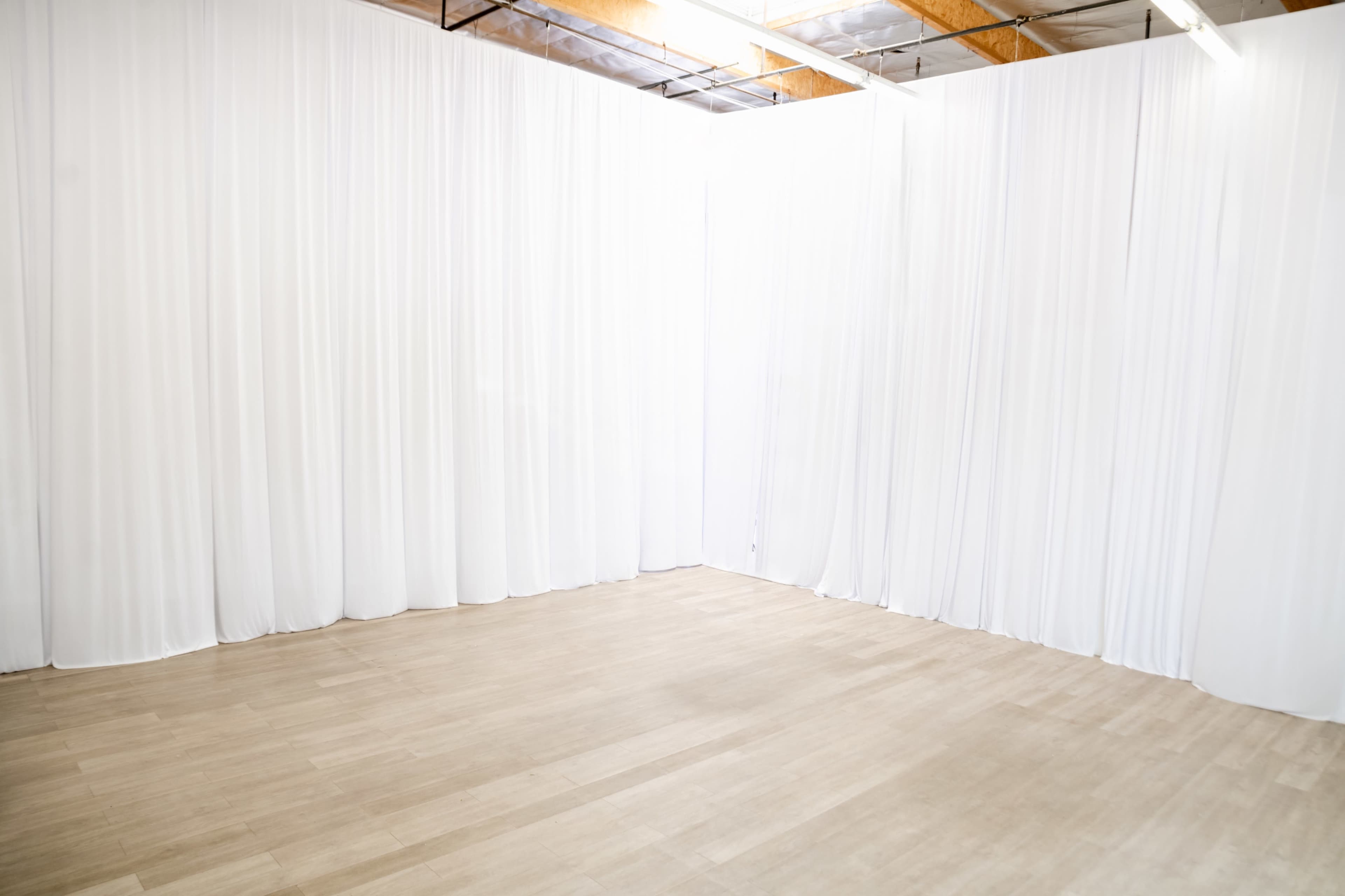Central indoor blank space warehouse venue Image in Rancho Santa Margarita, Rancho Santa Margarita, CA