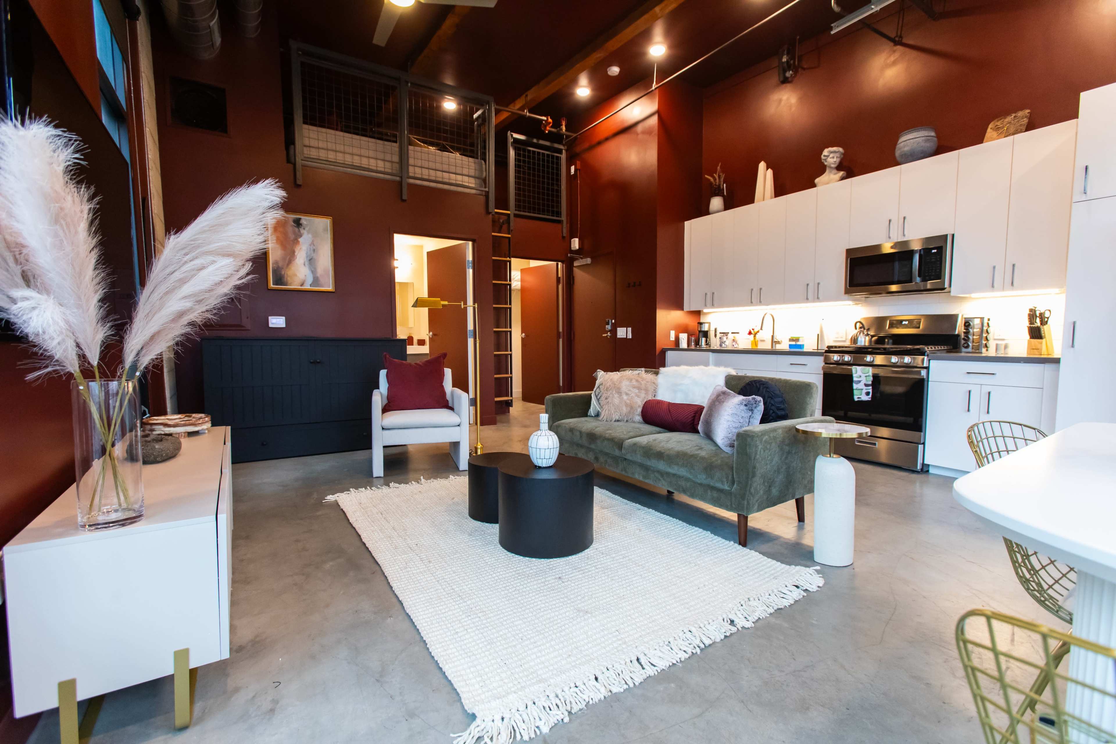 Studio Loft | Garage Door | Murphy Bed | DTSA | AC Image in Lacy, Santa Ana, CA