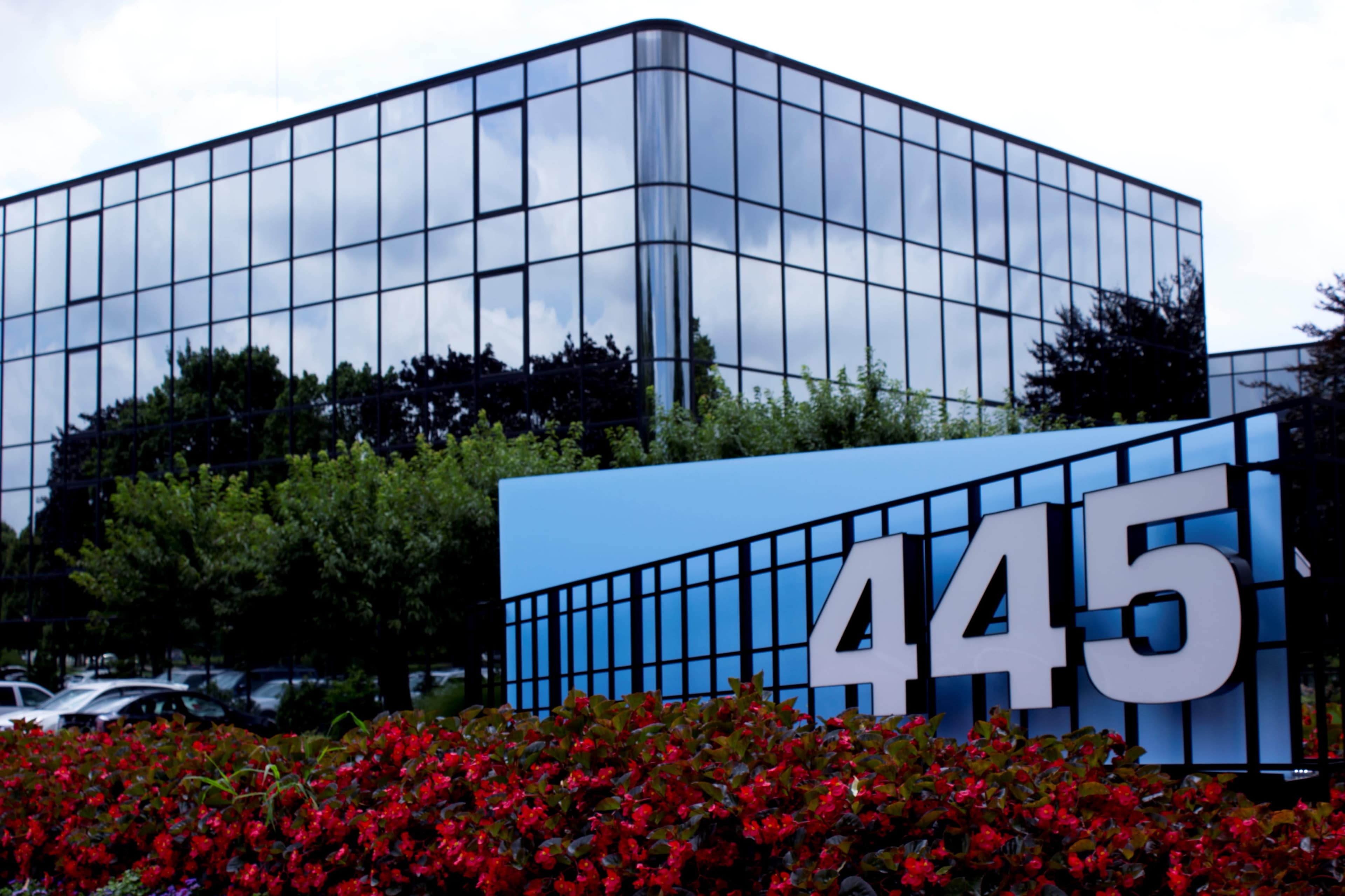 Large Modern Fully Equipped Conference Room-Prime Location Image in Huntington, Melville, NY