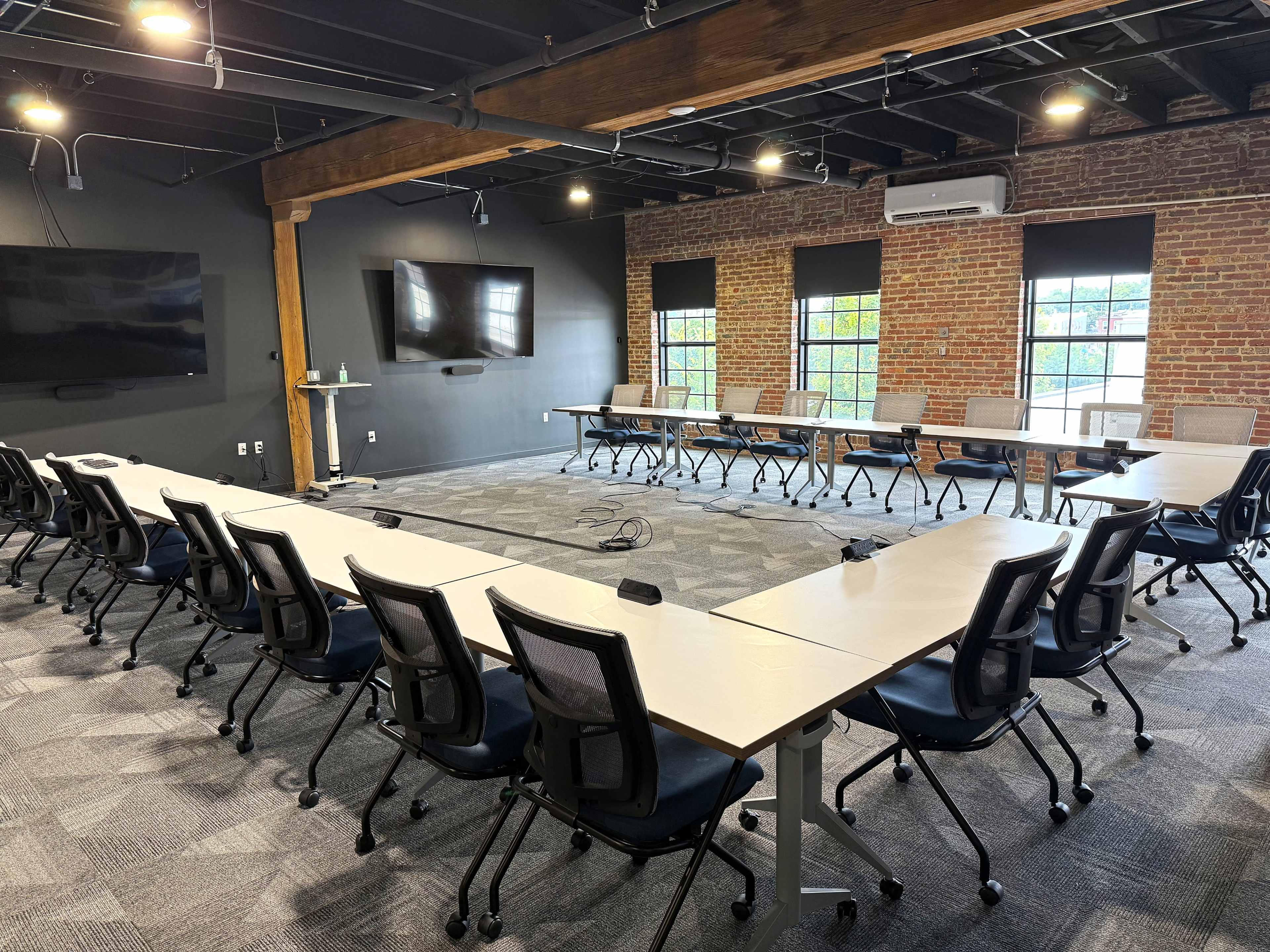 Versatile, Urban, Professional Training Space Image in Kresson, Baltimore, MD