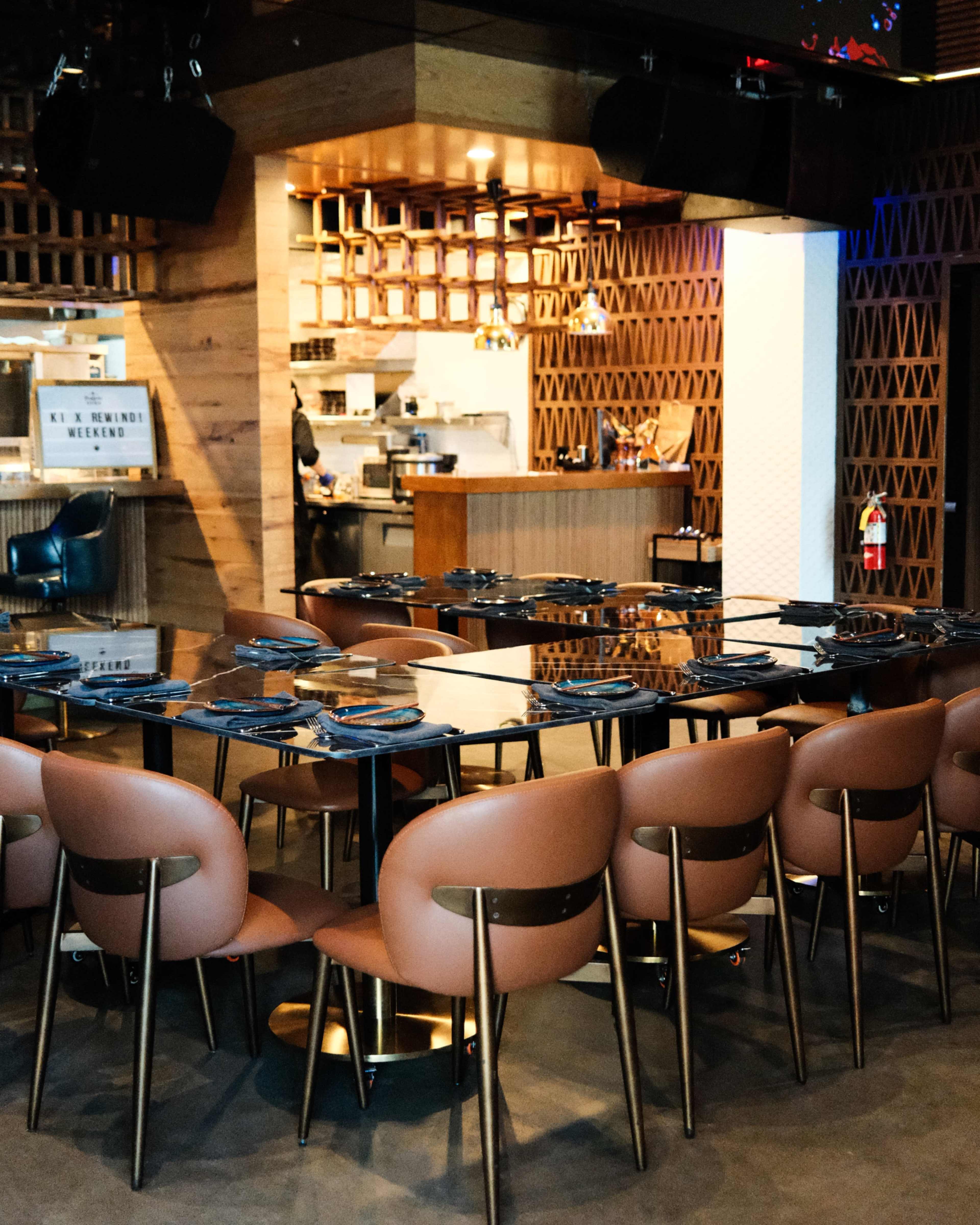 Chic Downtown Japanese - Fusion Lounge with Nightclub Vibes Image in Ala Moana, Honolulu, HI