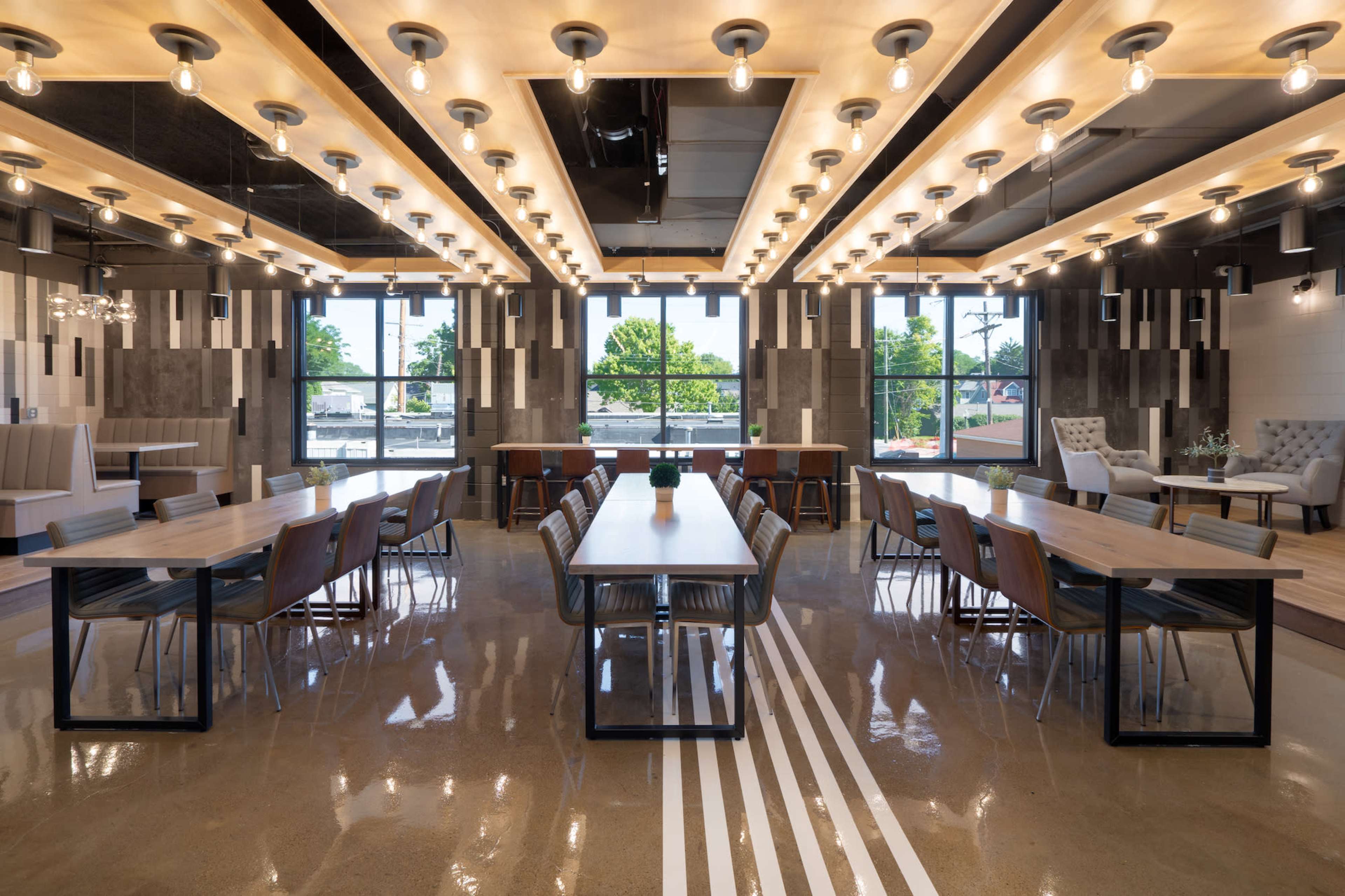 Sunlit Event Space for Large Events or Meetings Image in Carmel Arts & Design District, Carmel, IN
