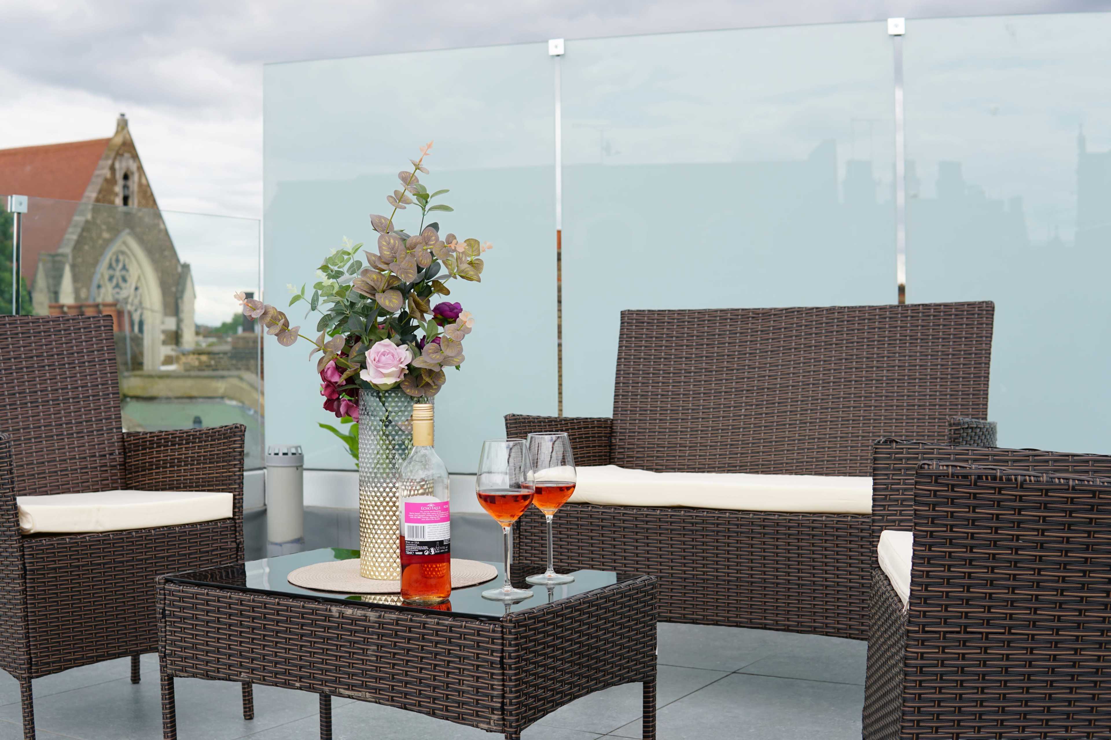 Private Roof Terrace at Camden Sunlit Penthouse Image in Camden Town, London, ENG