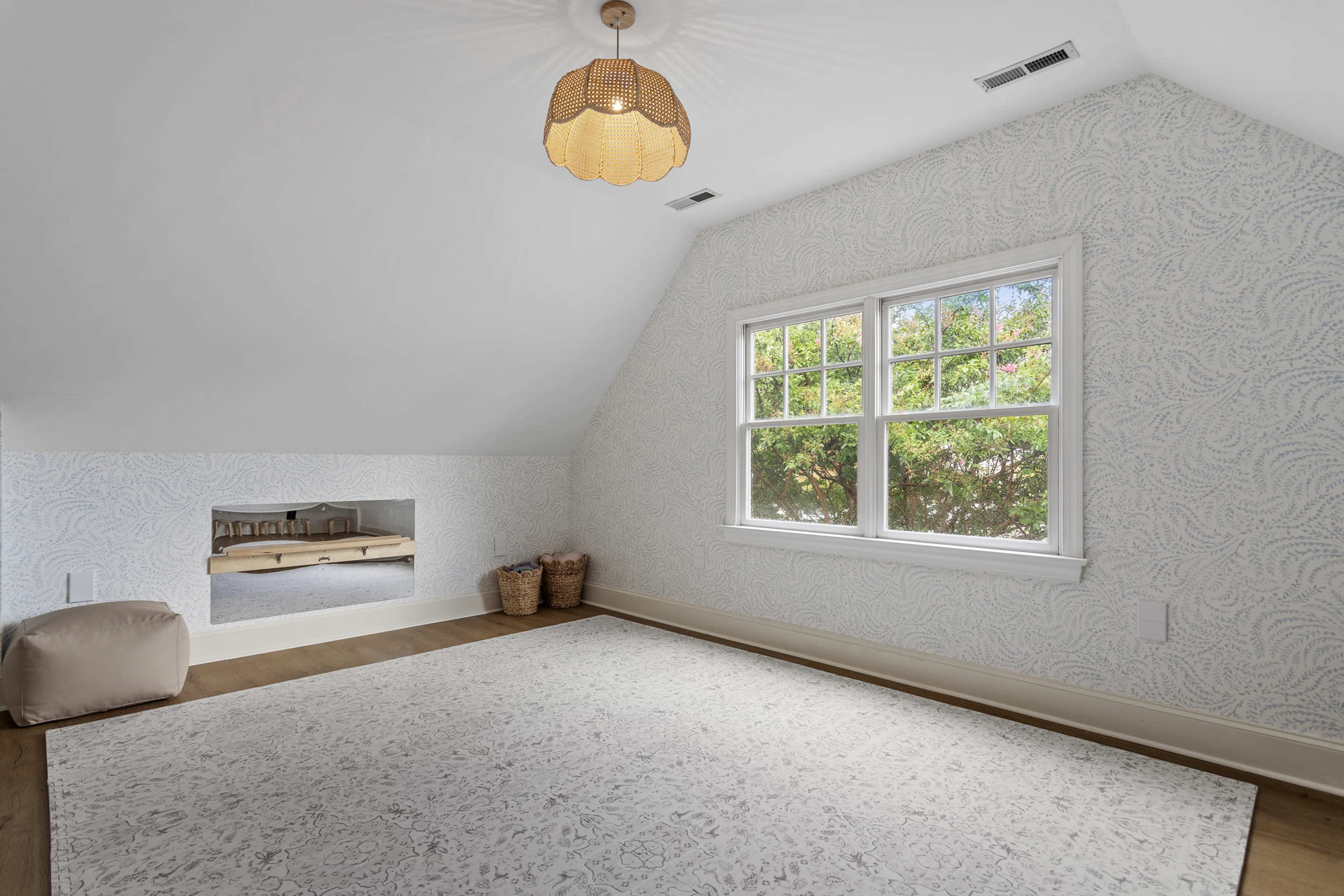 downtown natural light studio with backyard space Image in North Boylan, Raleigh, NC