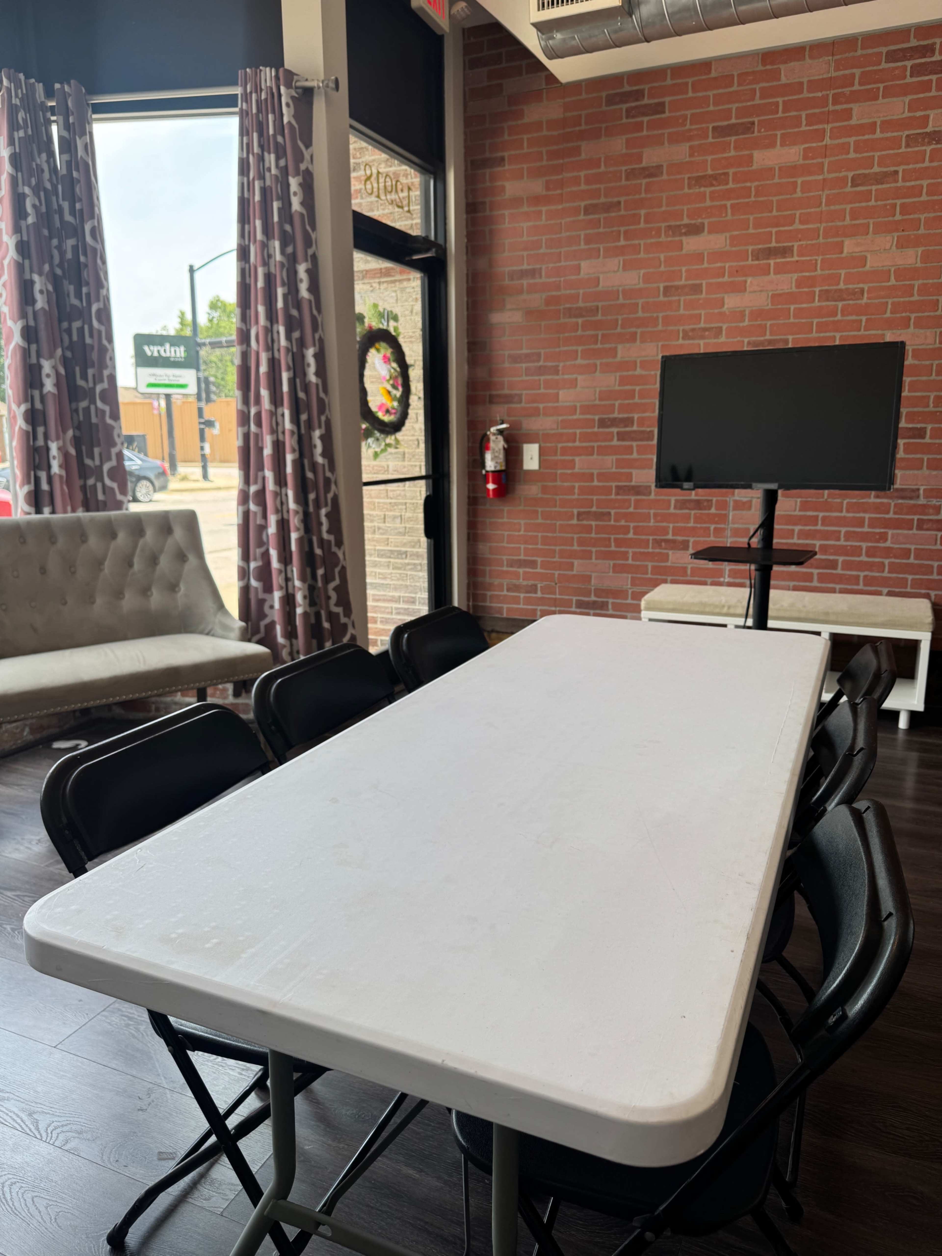 Quaint yoga studio and event space Image in Washington Township, Grandview, MO