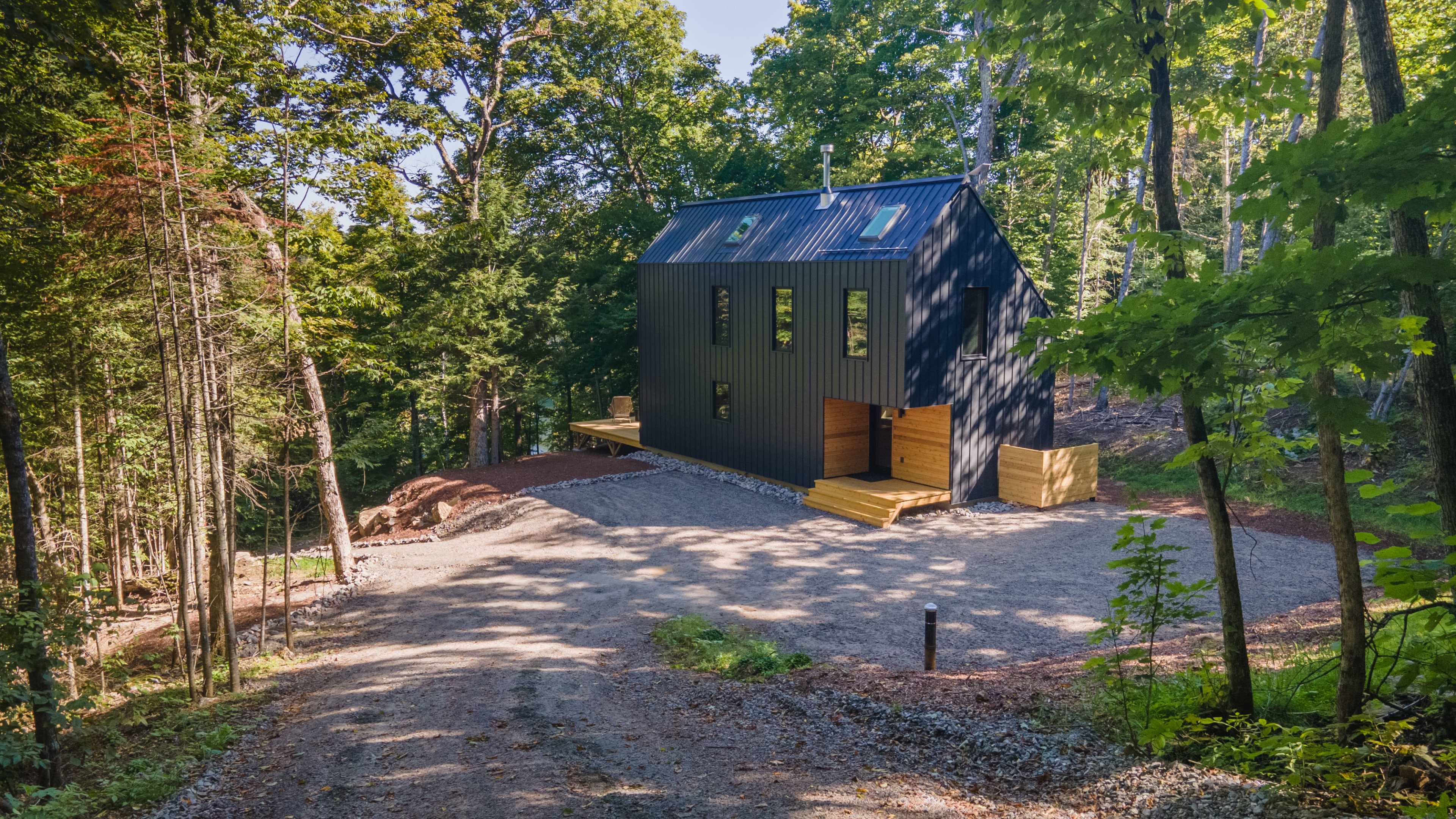 Modern Waterfront Cottage Image in Dysart and Others, Haliburton, ON