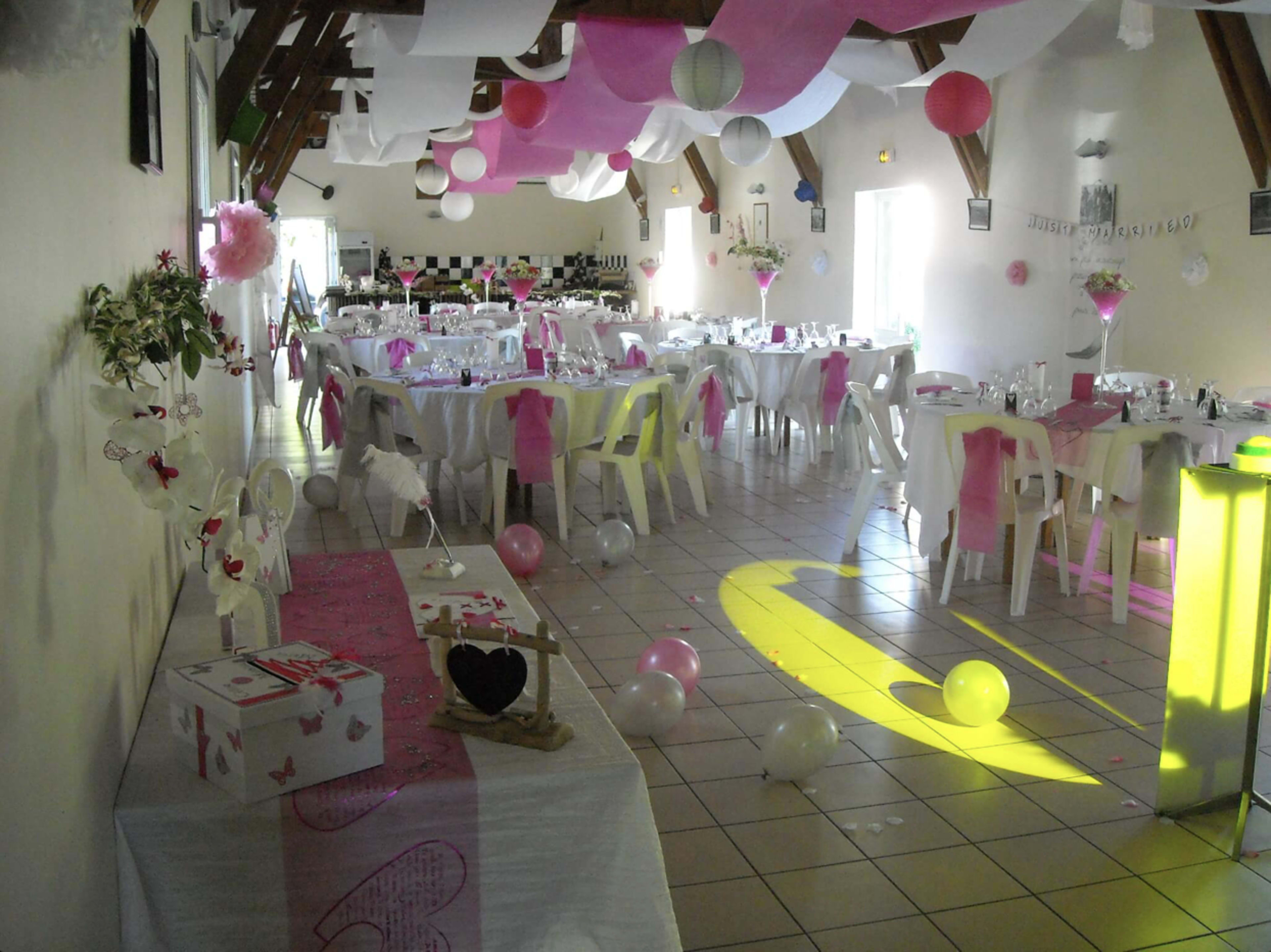 Lieu rural – Ancien séchoir rénové – Rustique & spacieux Image in , Mazères