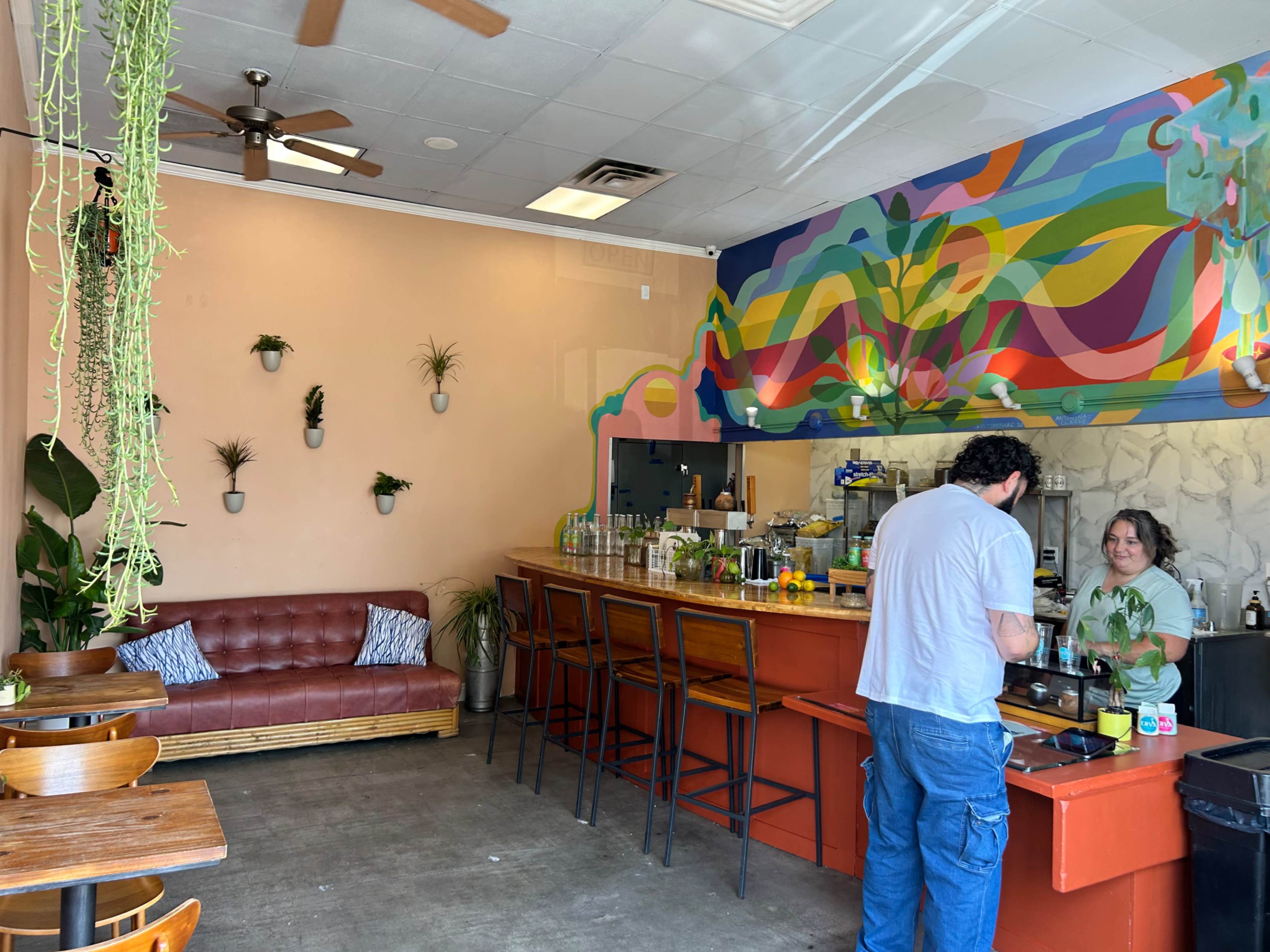 Colorful Bar with Ample Natural Light Image in Lamanda Park, Pasadena, CA