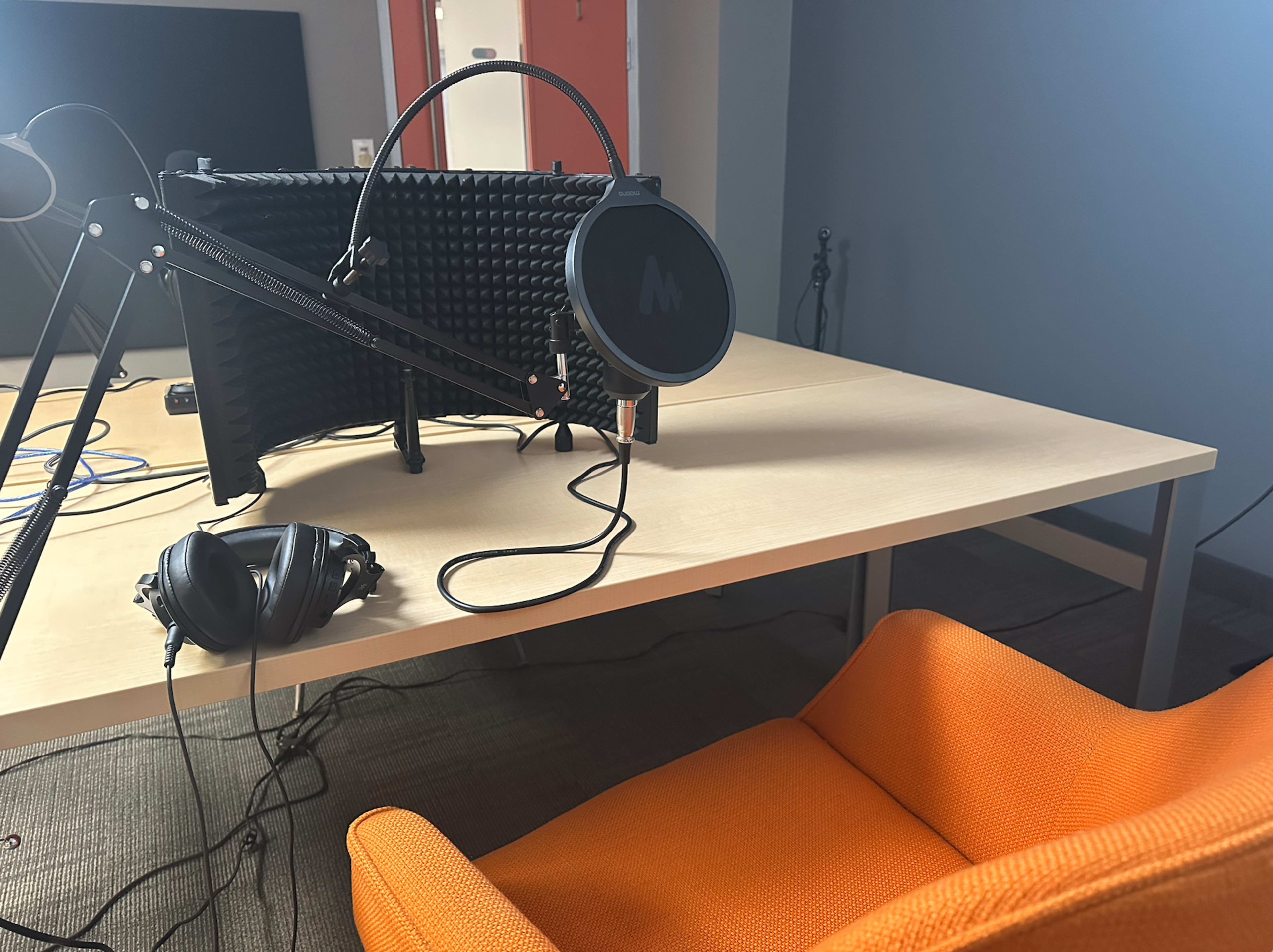 Markham Podcast Studio Image in Markham, Markham, ON