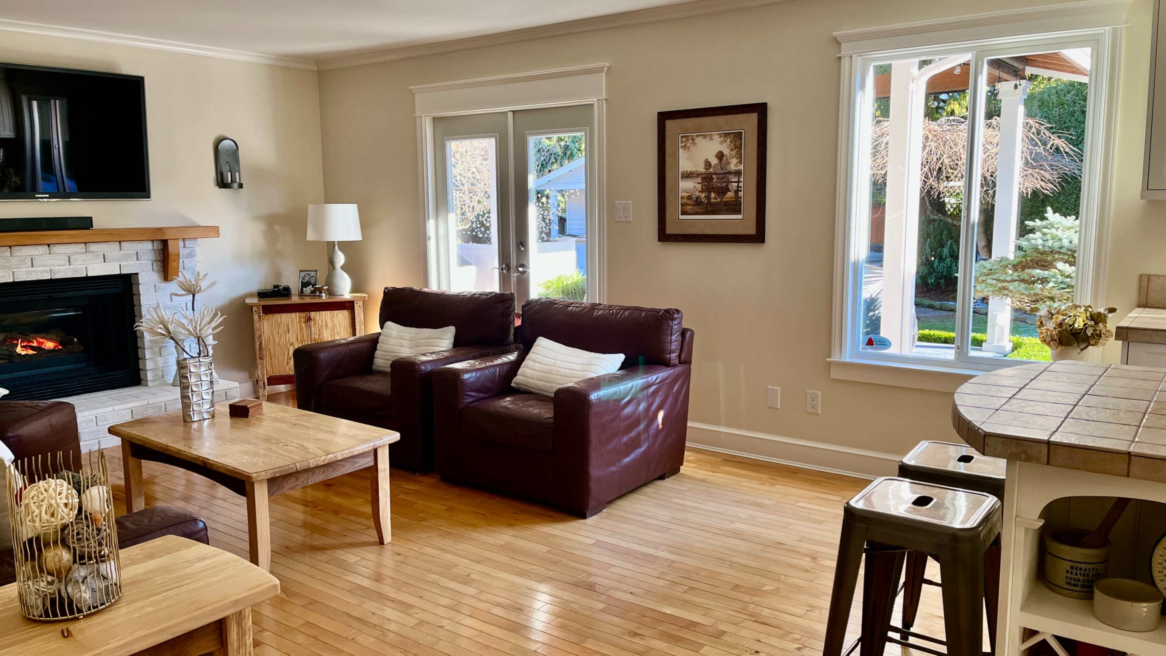 Street appeal galore-custom built 2 story house Image in Surrey, South Surrey, BC