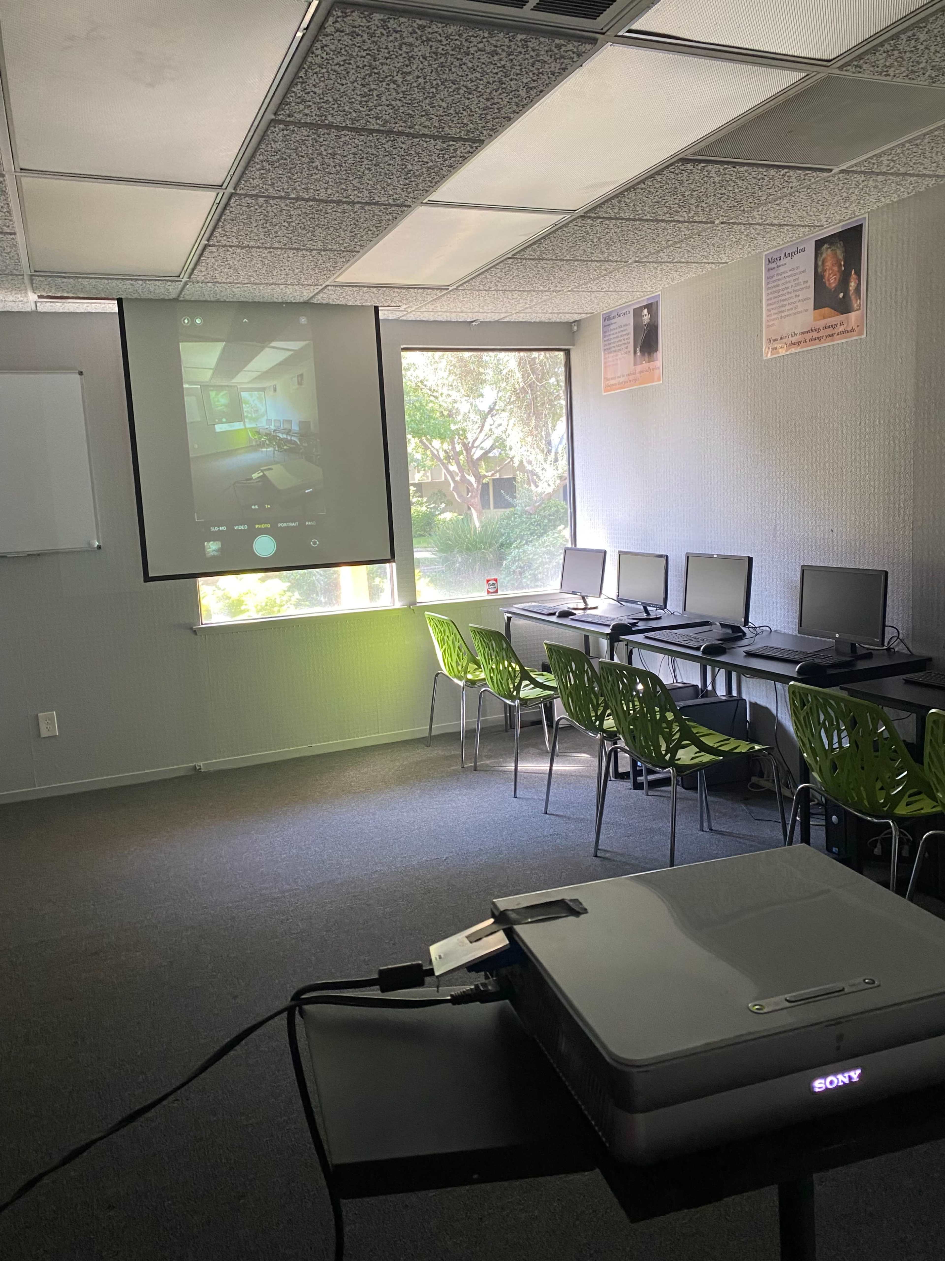 Classroom/Meeting Setting in Commercial Area Image in Fresno, Fresno, CA
