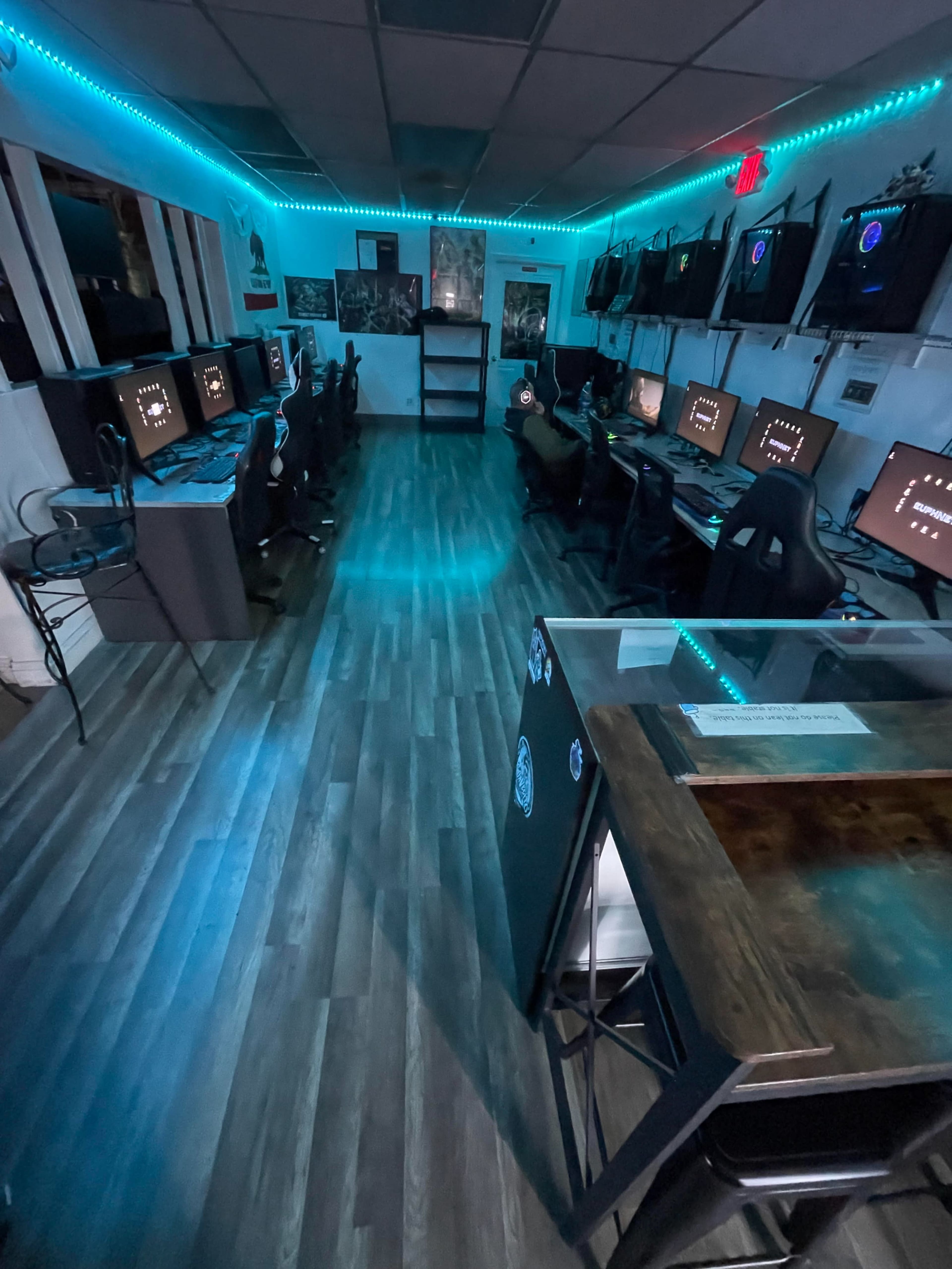 Urban, computer gaming store Image in Sunnyvale West, Sunnyvale, CA