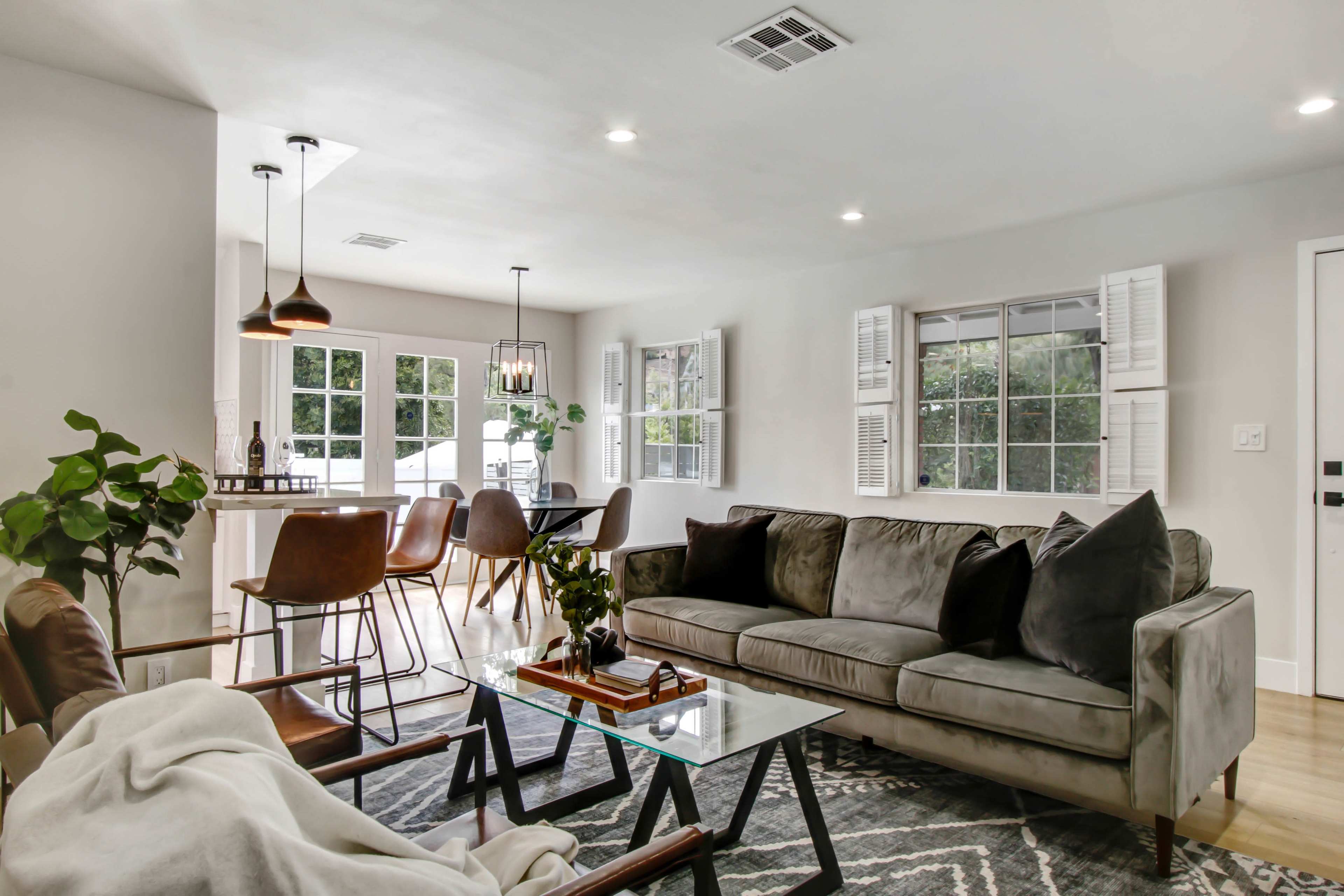 Tulum - Farmhouse Vibes Pool Oasis Retreat Image in Woodland Hills, Woodland Hills, CA