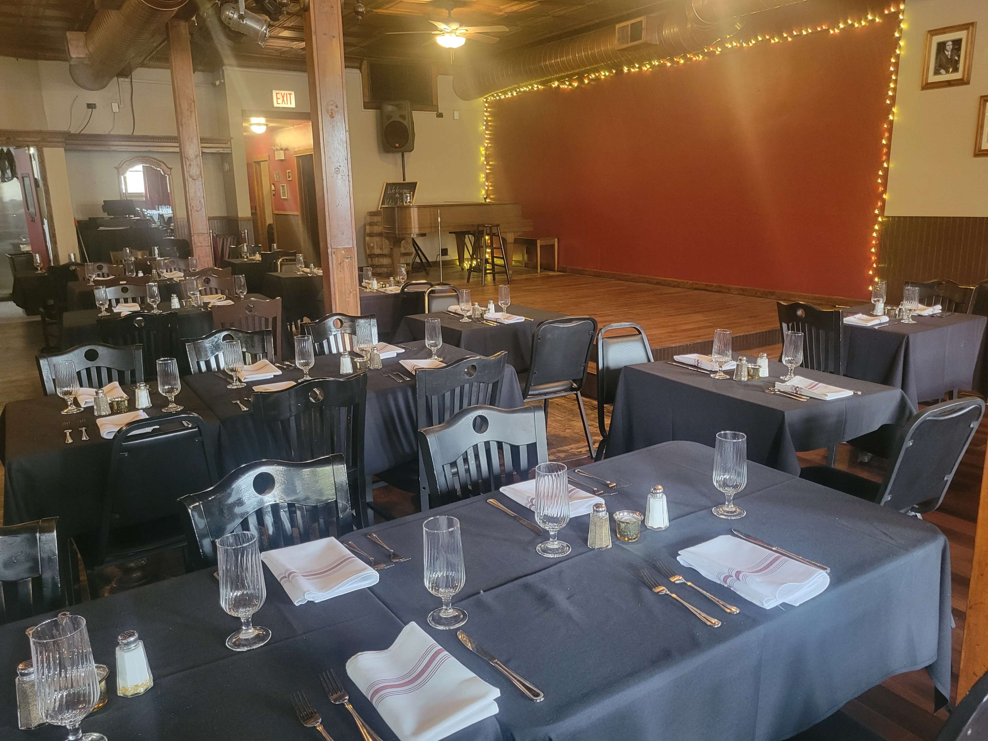 Elegant 1920s themed, restaurant/bar with open space. Image in Portage Park, Chicago, IL