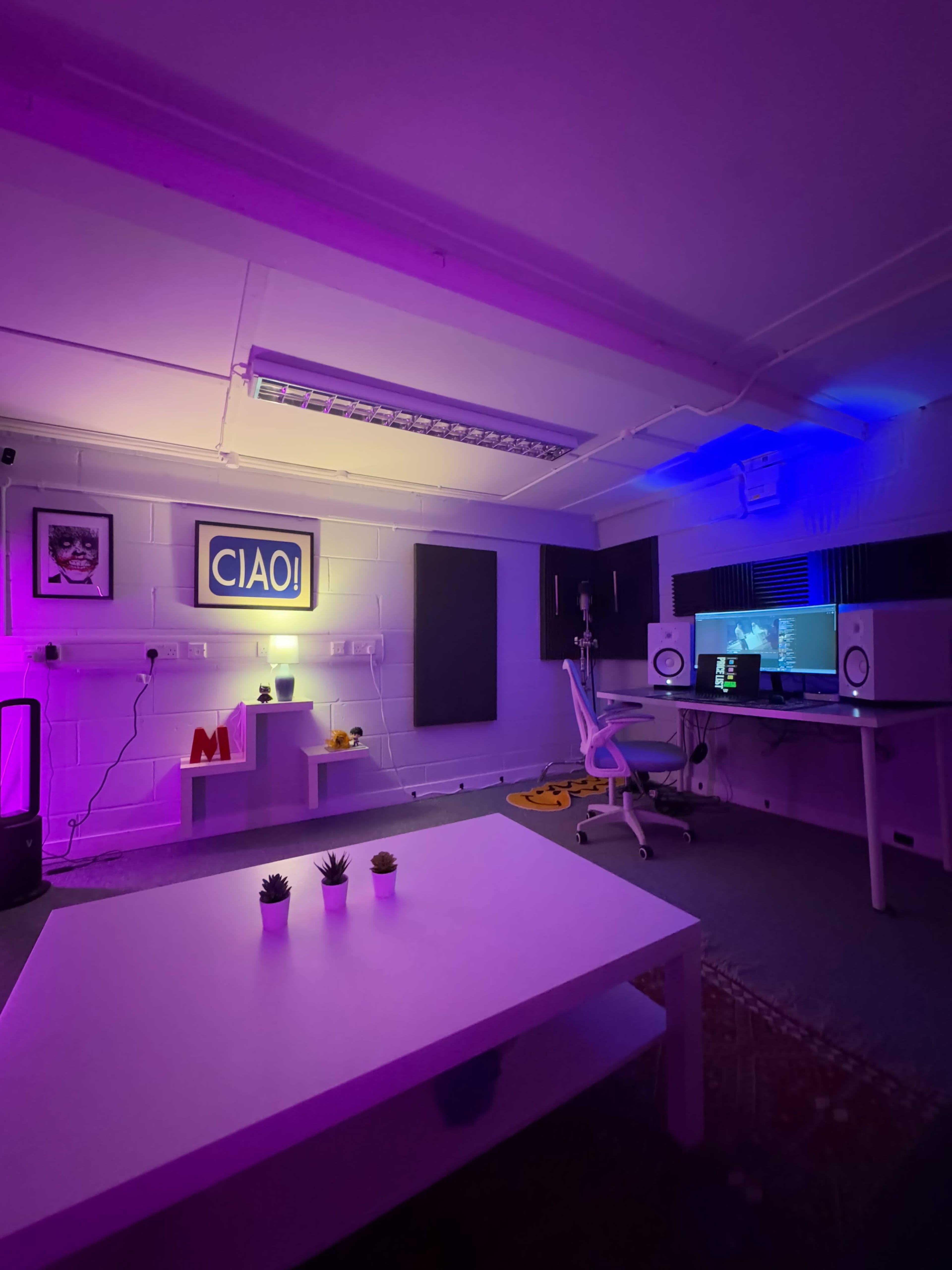 Urban studio with a rustic and playful feel. Image in Cambridge, Cambridge, ENG